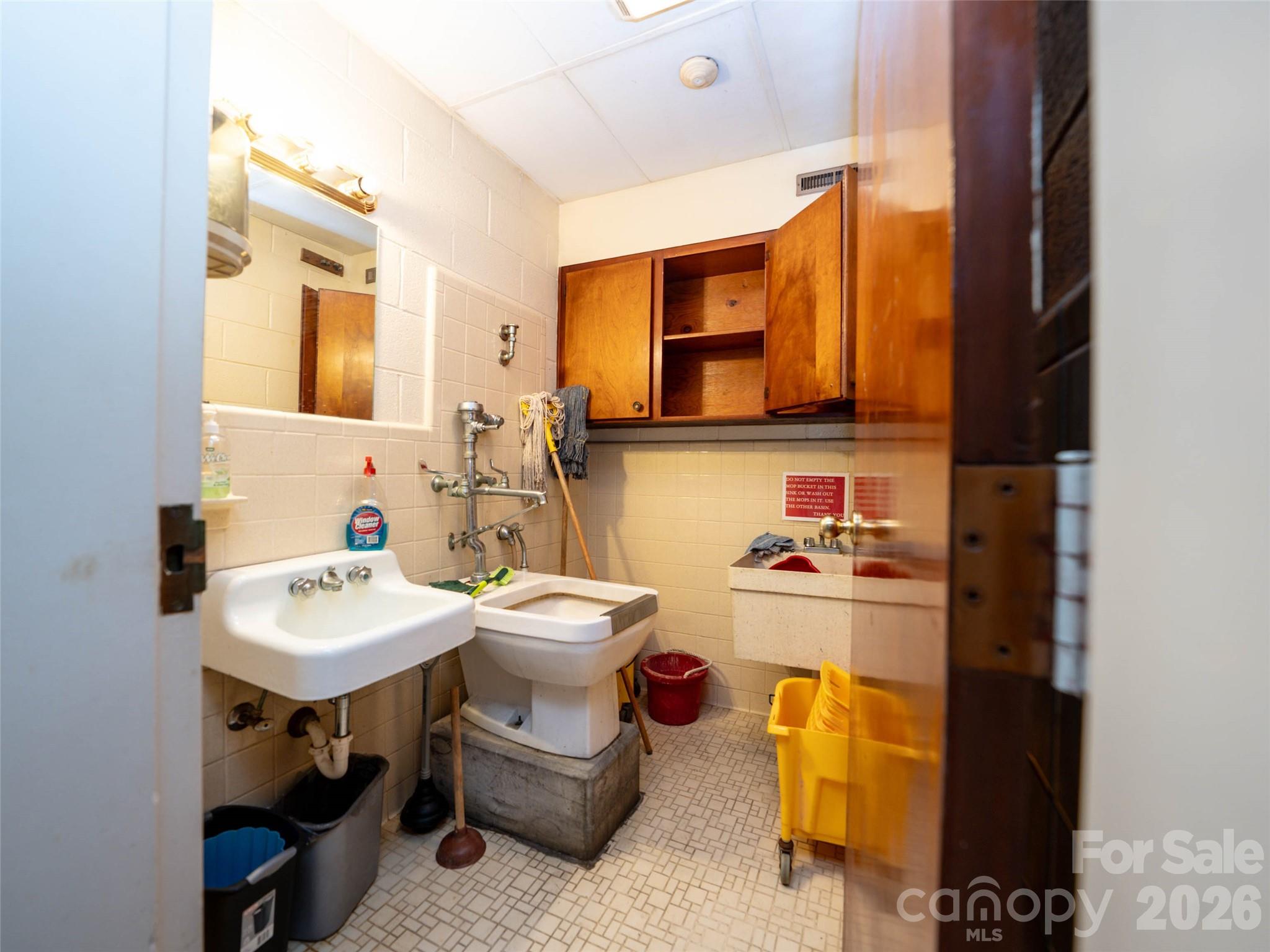 84 Chestnut Park Drive Property Photo 17