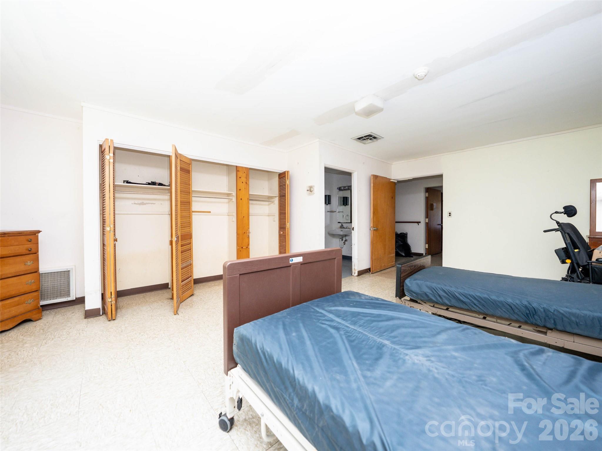84 Chestnut Park Drive Property Photo 30