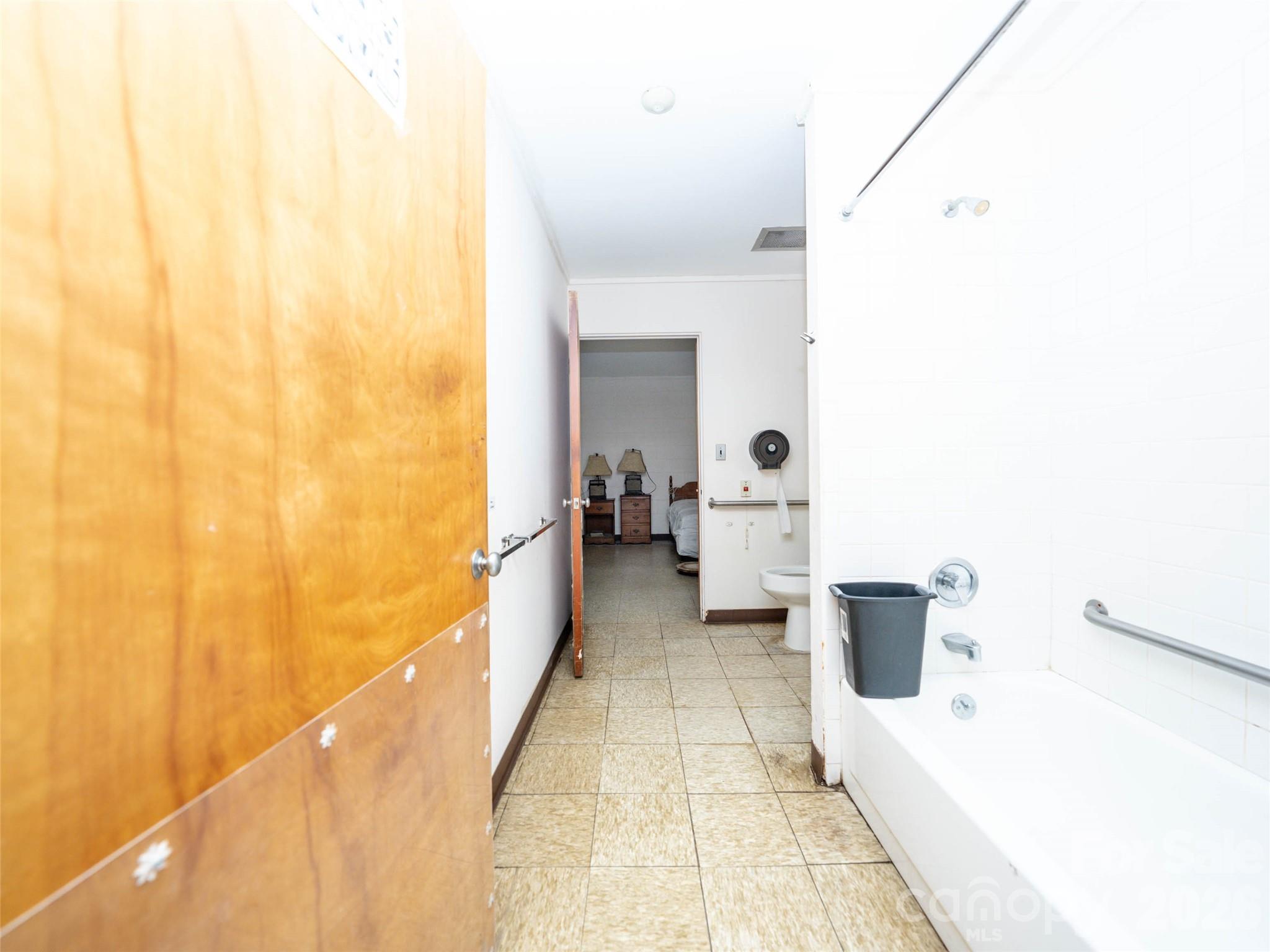 84 Chestnut Park Drive Property Photo 32