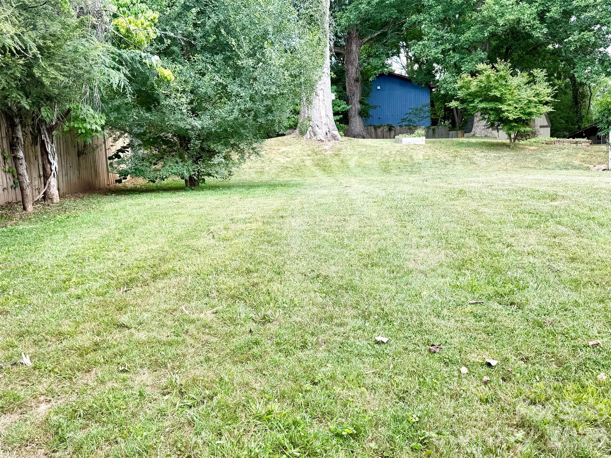 14 Main Street Property Photo 2