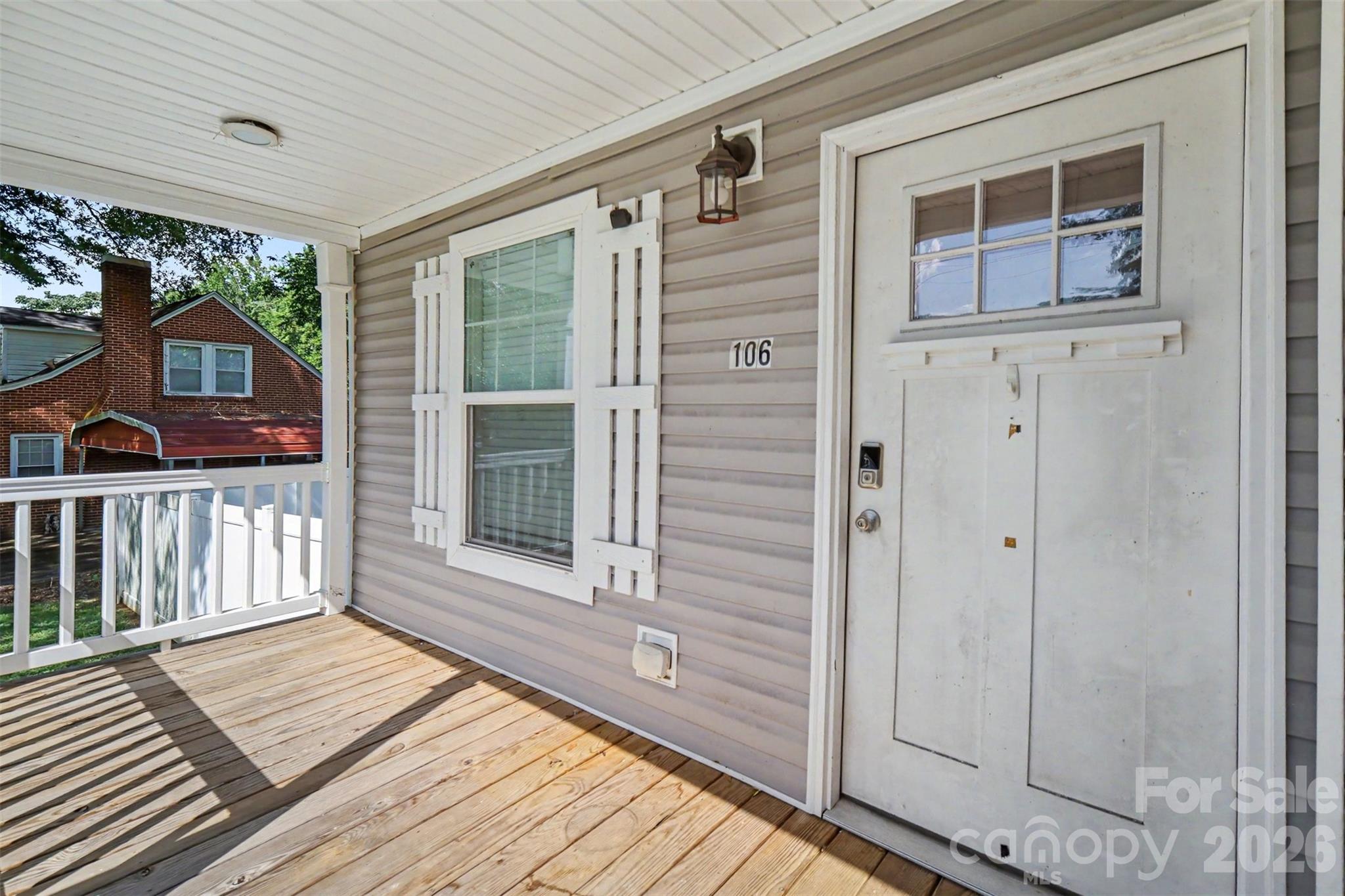 106 Beam Street Property Photo 4