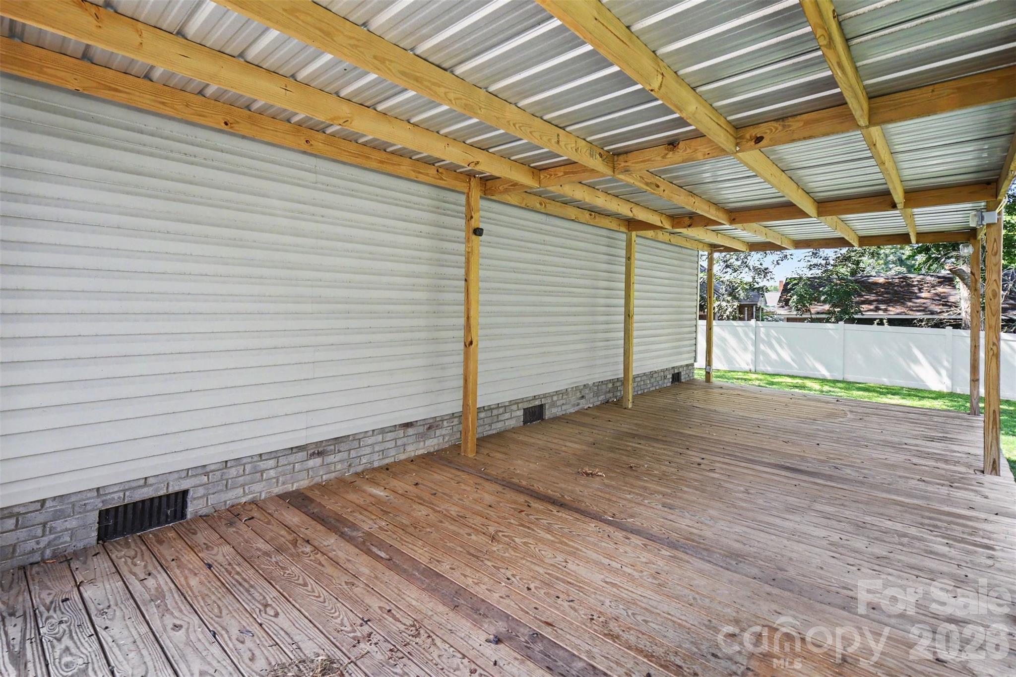106 Beam Street Property Photo 33