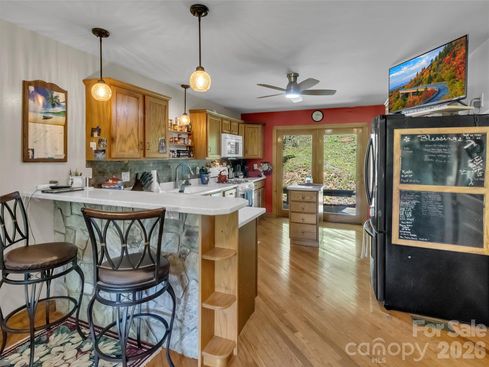 150 Sorghum Drive Property Photo 11