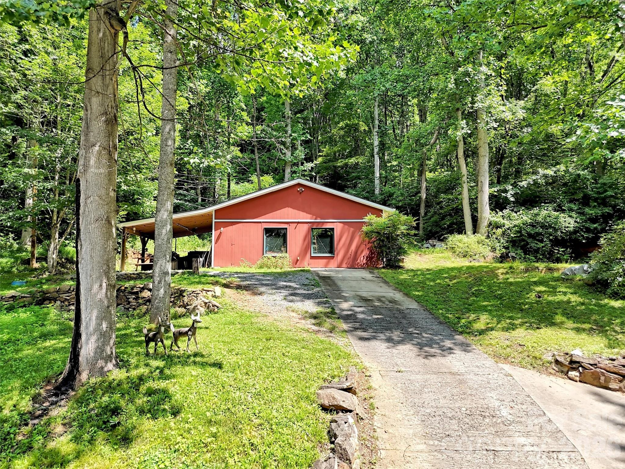 150 Sorghum Drive Property Photo 34