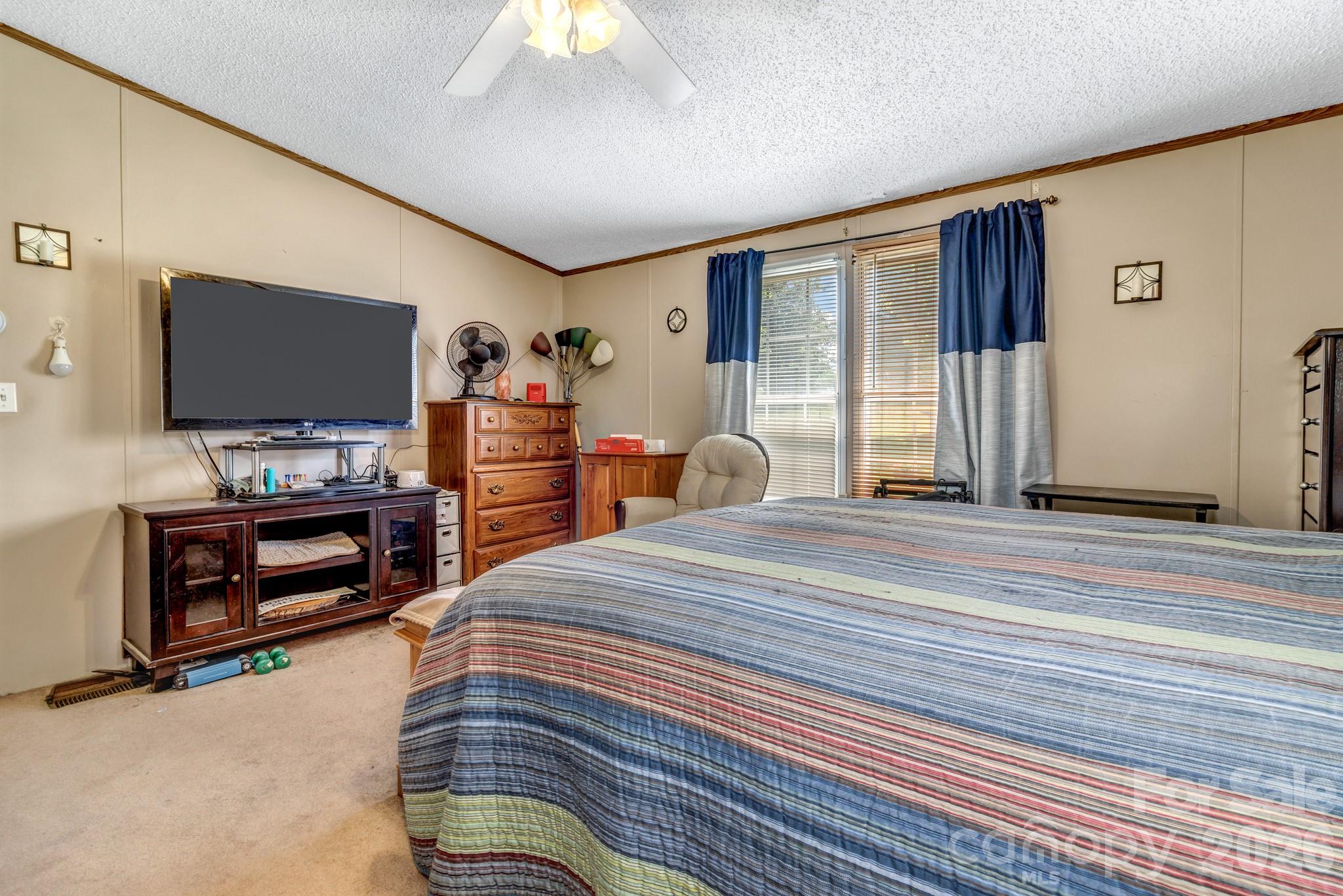 147 High Valley Estates Drive Property Photo 10