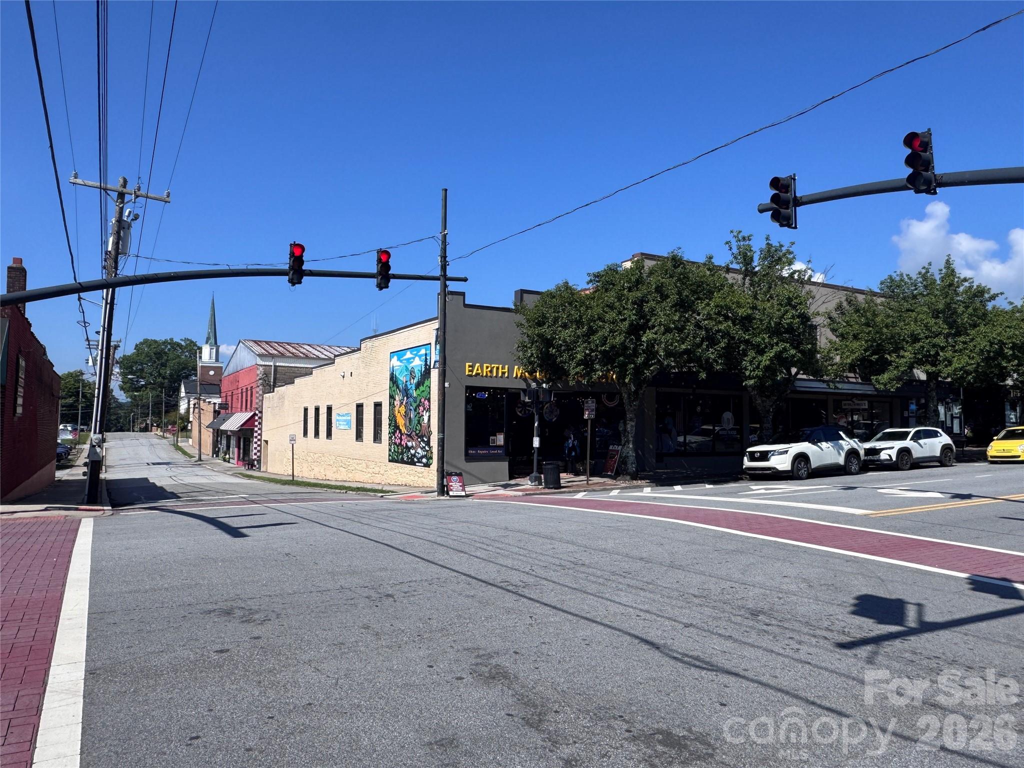 66 E Main Street Property Photo 2