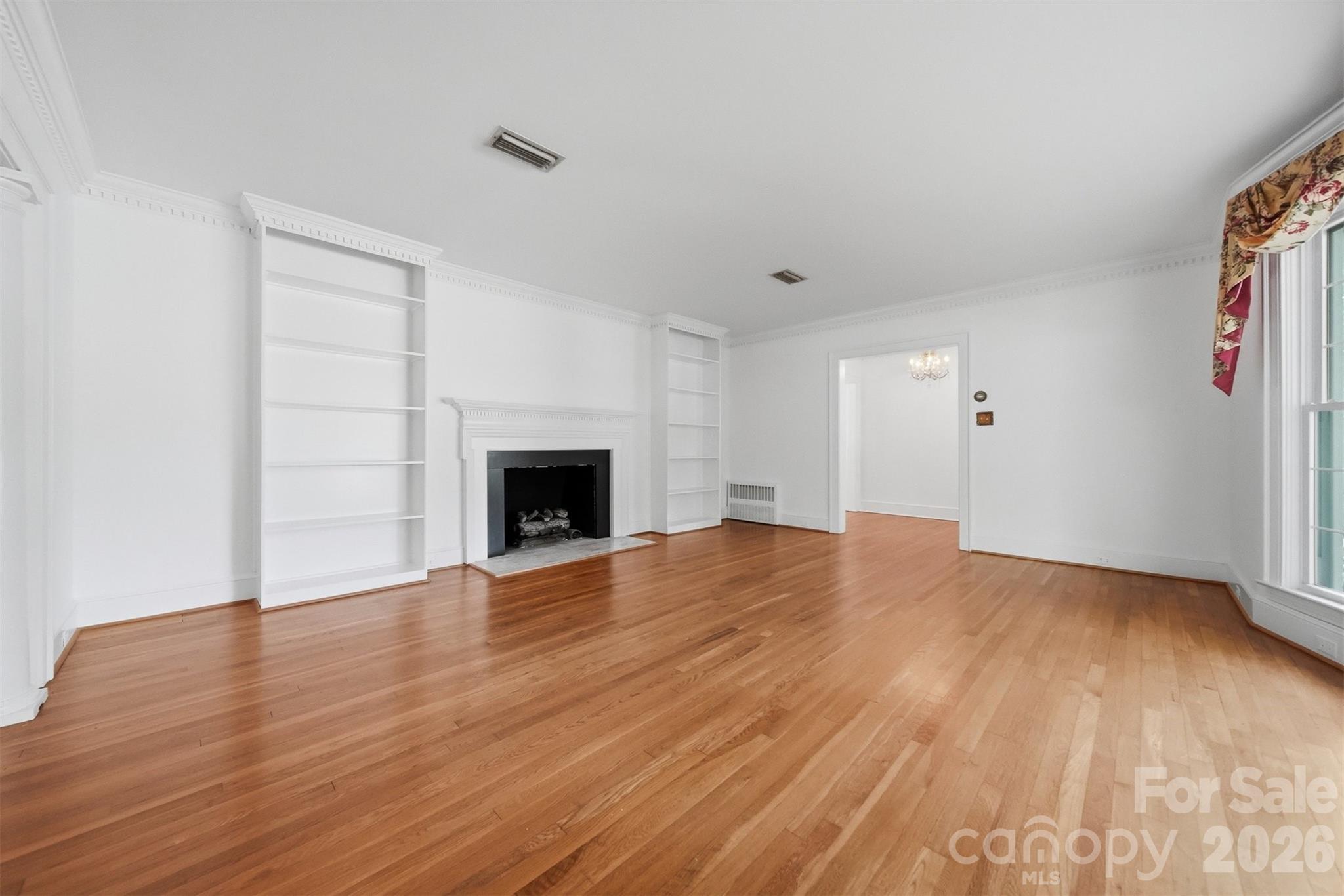 521 5th Street Property Photo 8