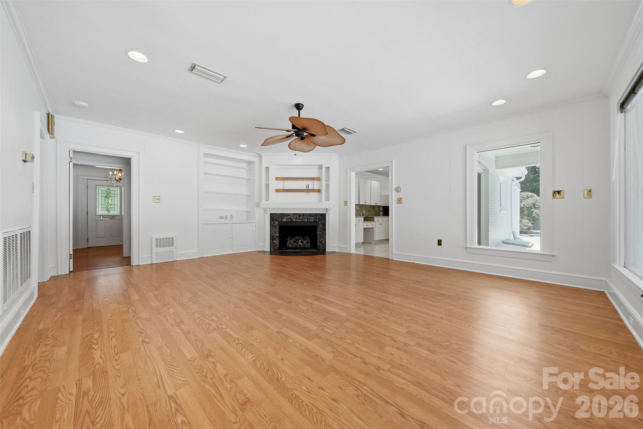 521 5th Street Property Photo 13