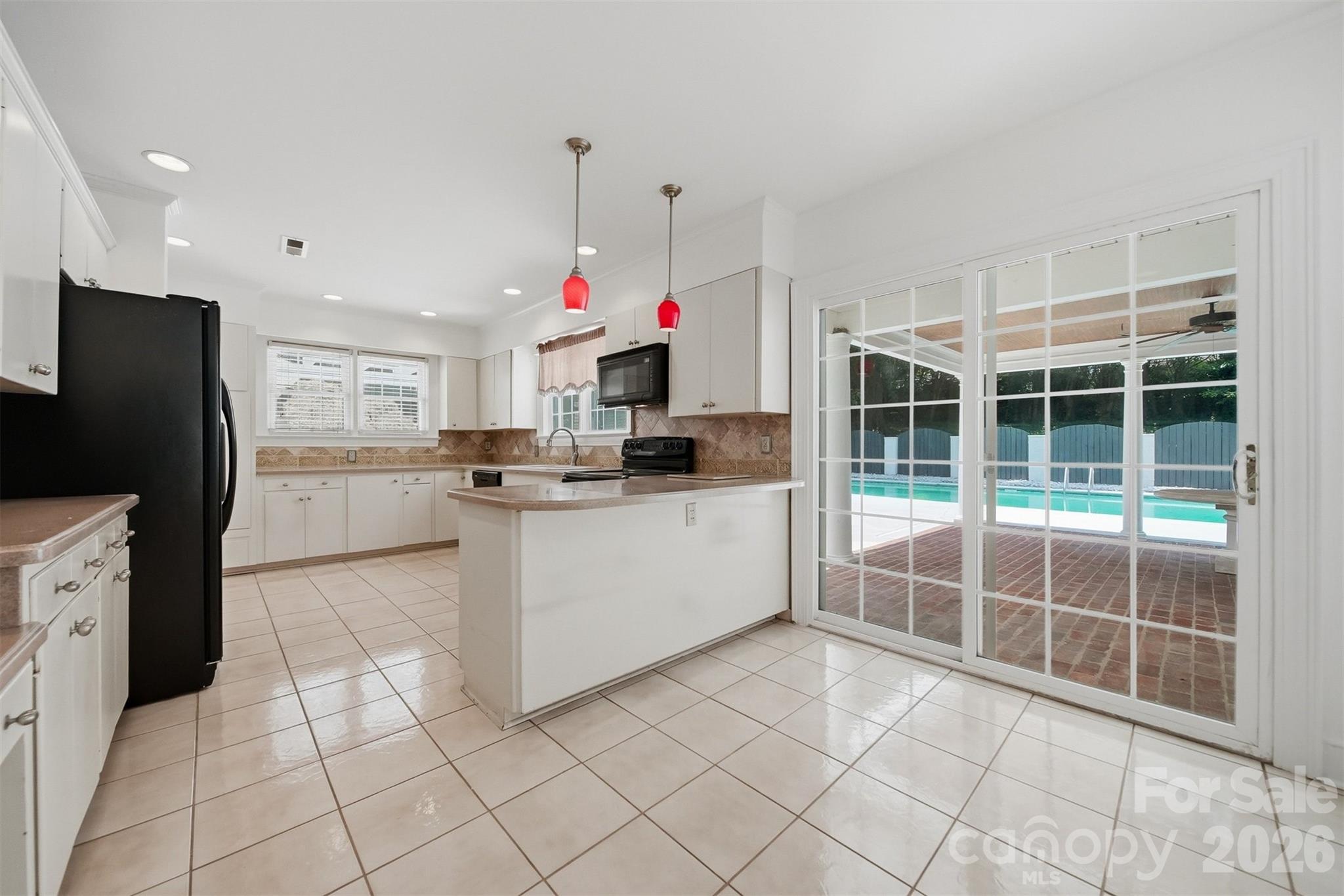 521 5th Street Property Photo 15