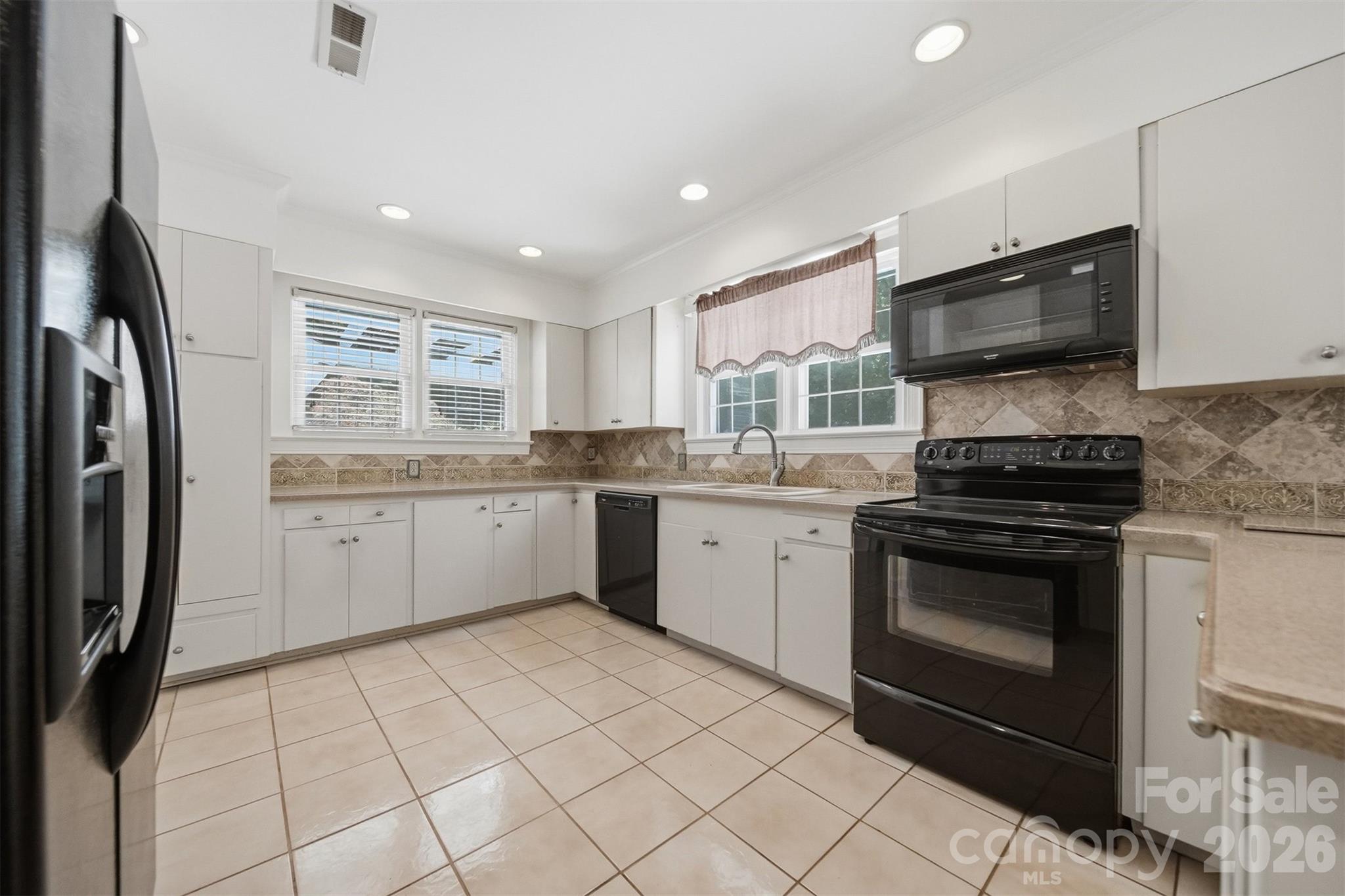 521 5th Street Property Photo 17