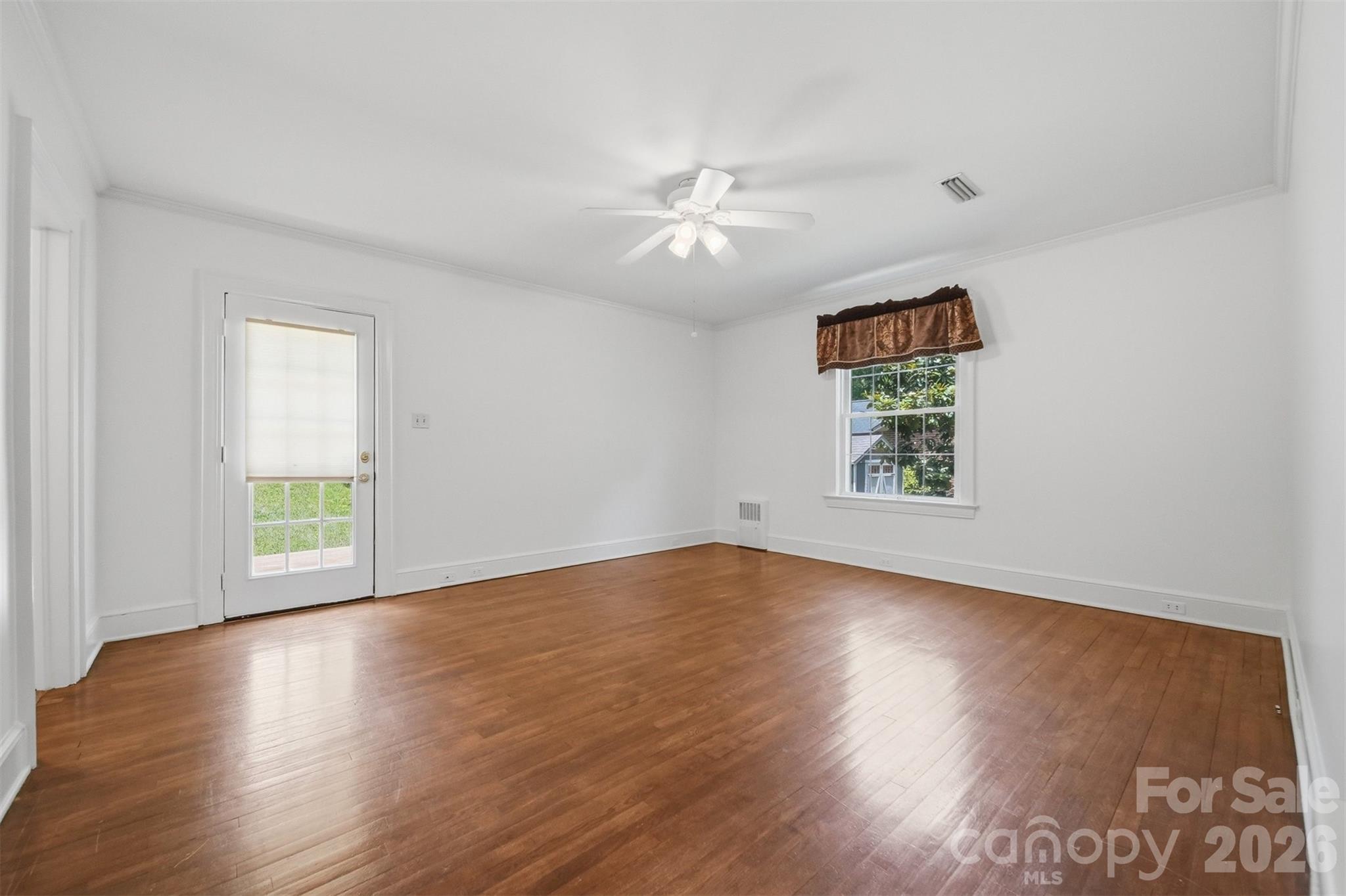 521 5th Street Property Photo 21