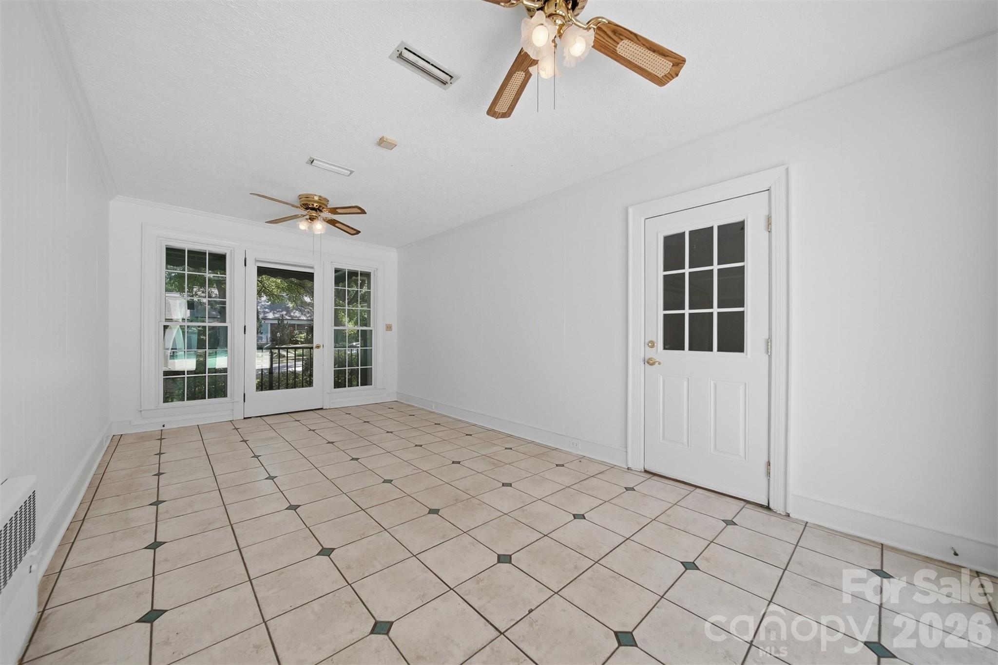 521 5th Street Property Photo 31