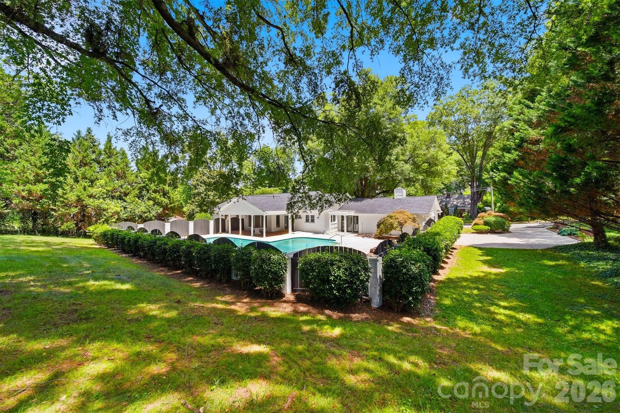 521 5th Street Property Photo 41