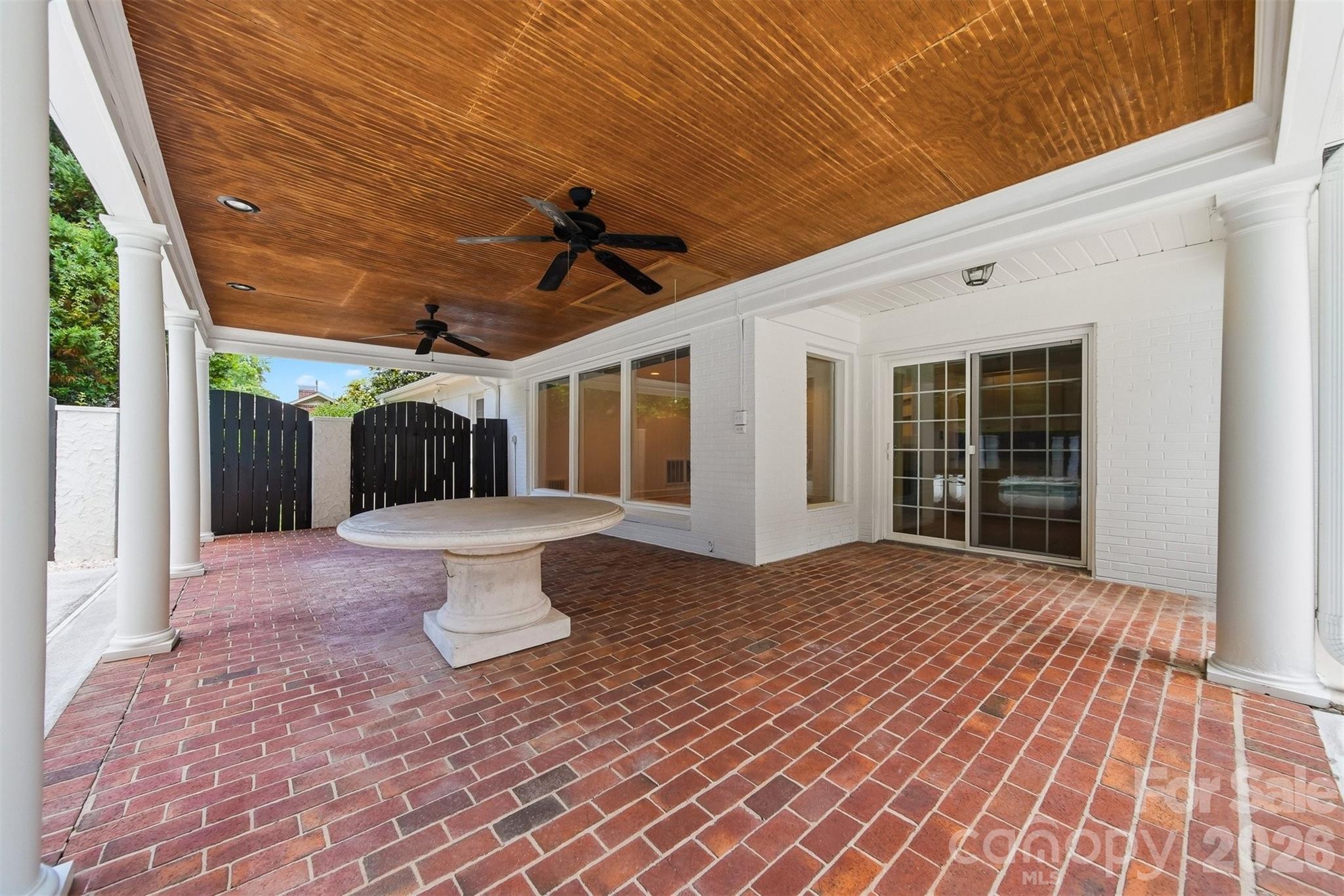 521 5th Street Property Photo 45