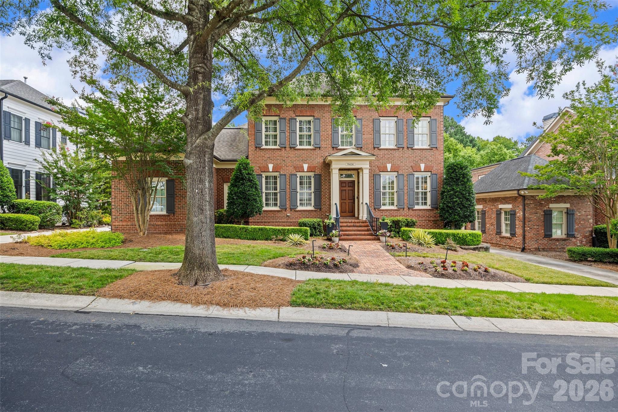 9414 Heydon Hall Circle Property Photo 2