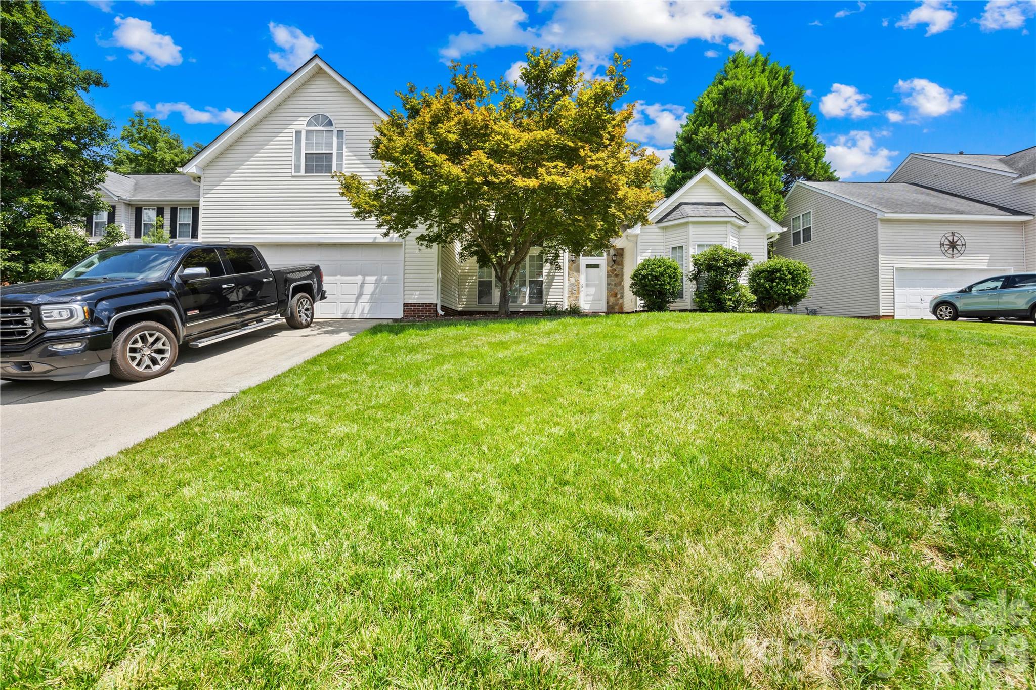 4740 Asherton Place Property Photo 10