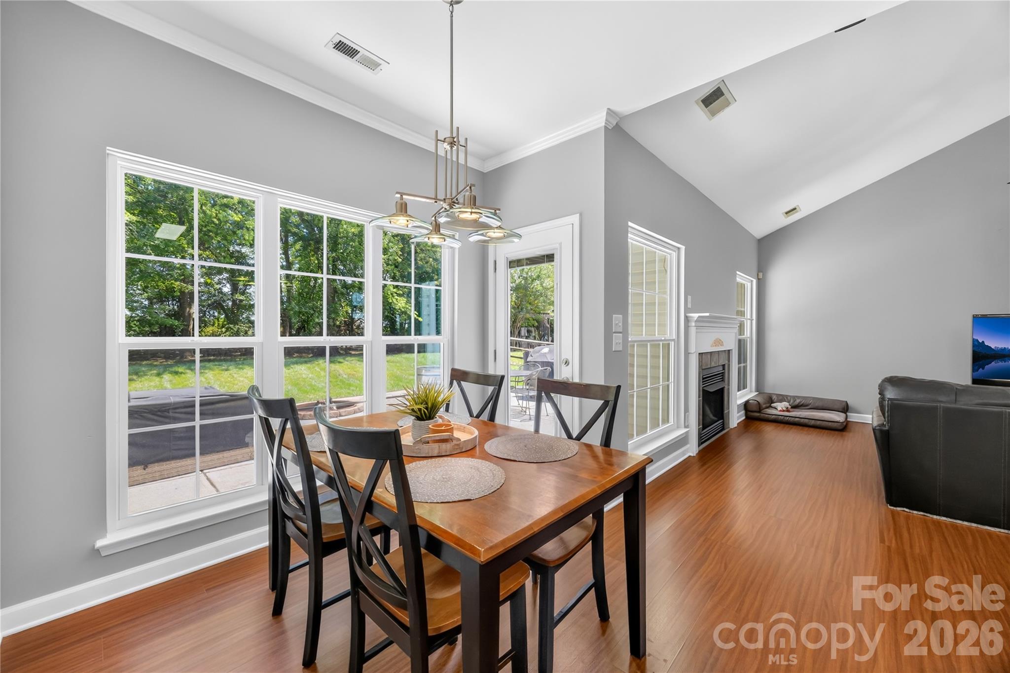 4740 Asherton Place Property Photo 18