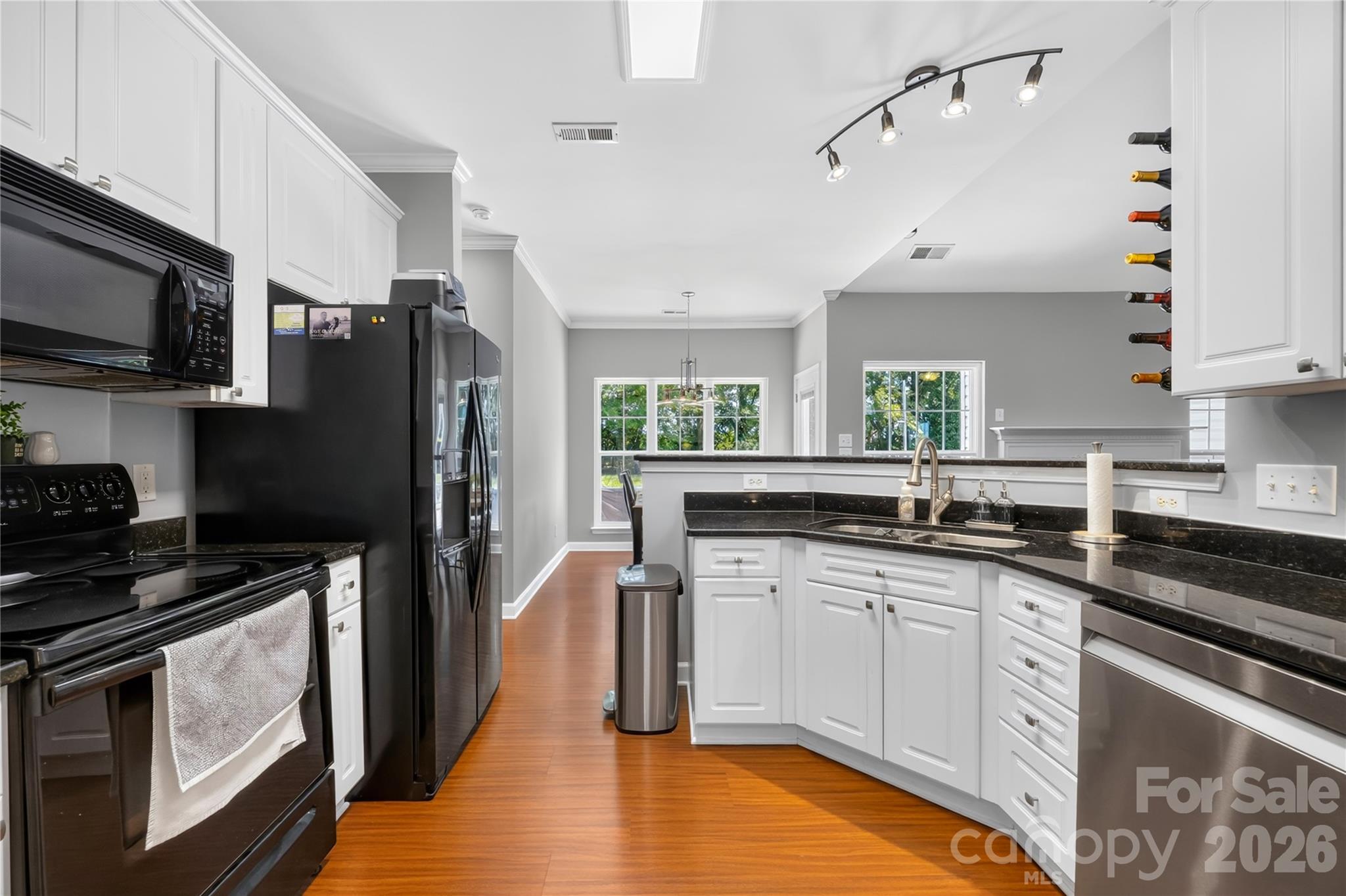 4740 Asherton Place Property Photo 19