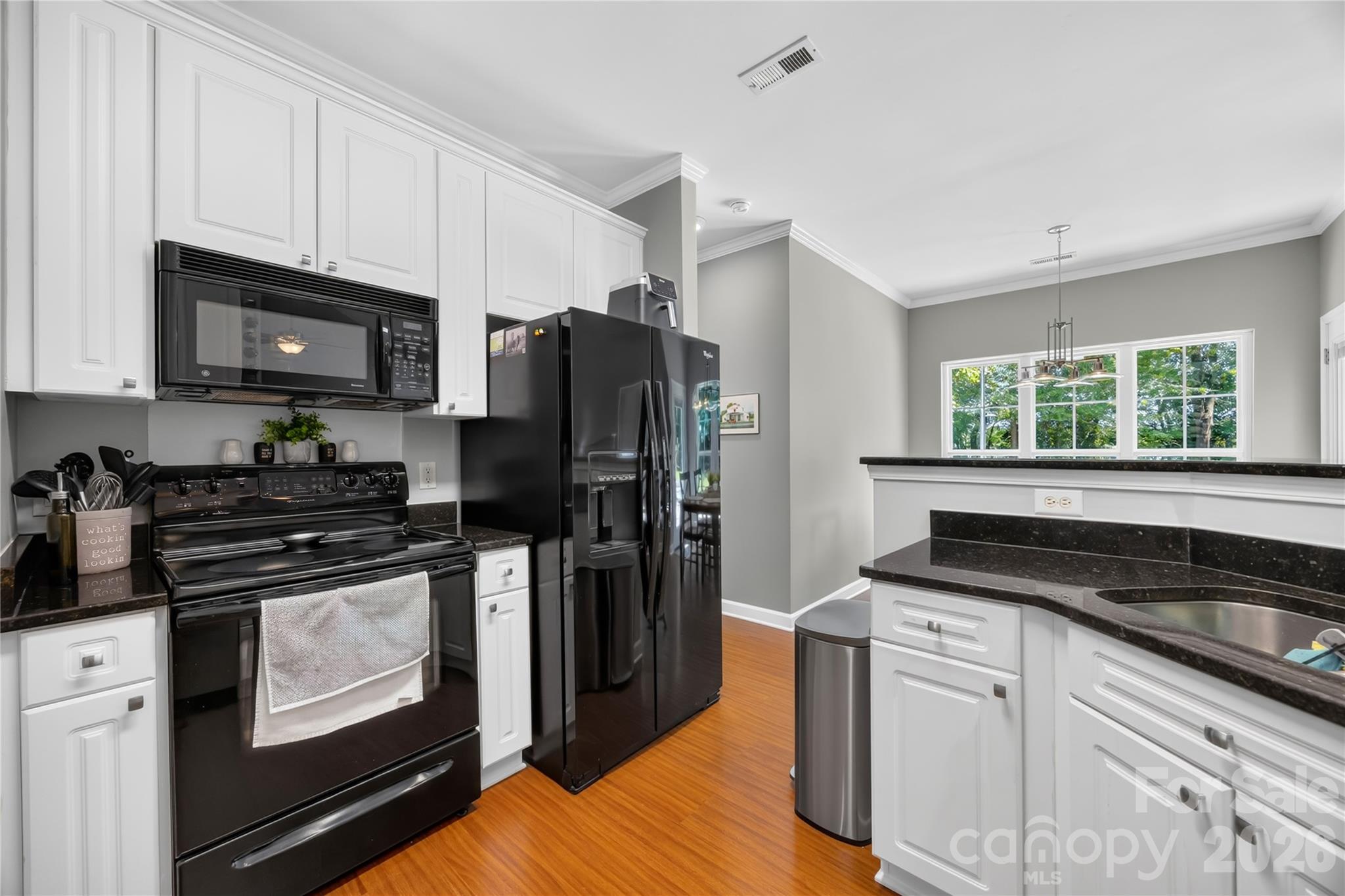 4740 Asherton Place Property Photo 21