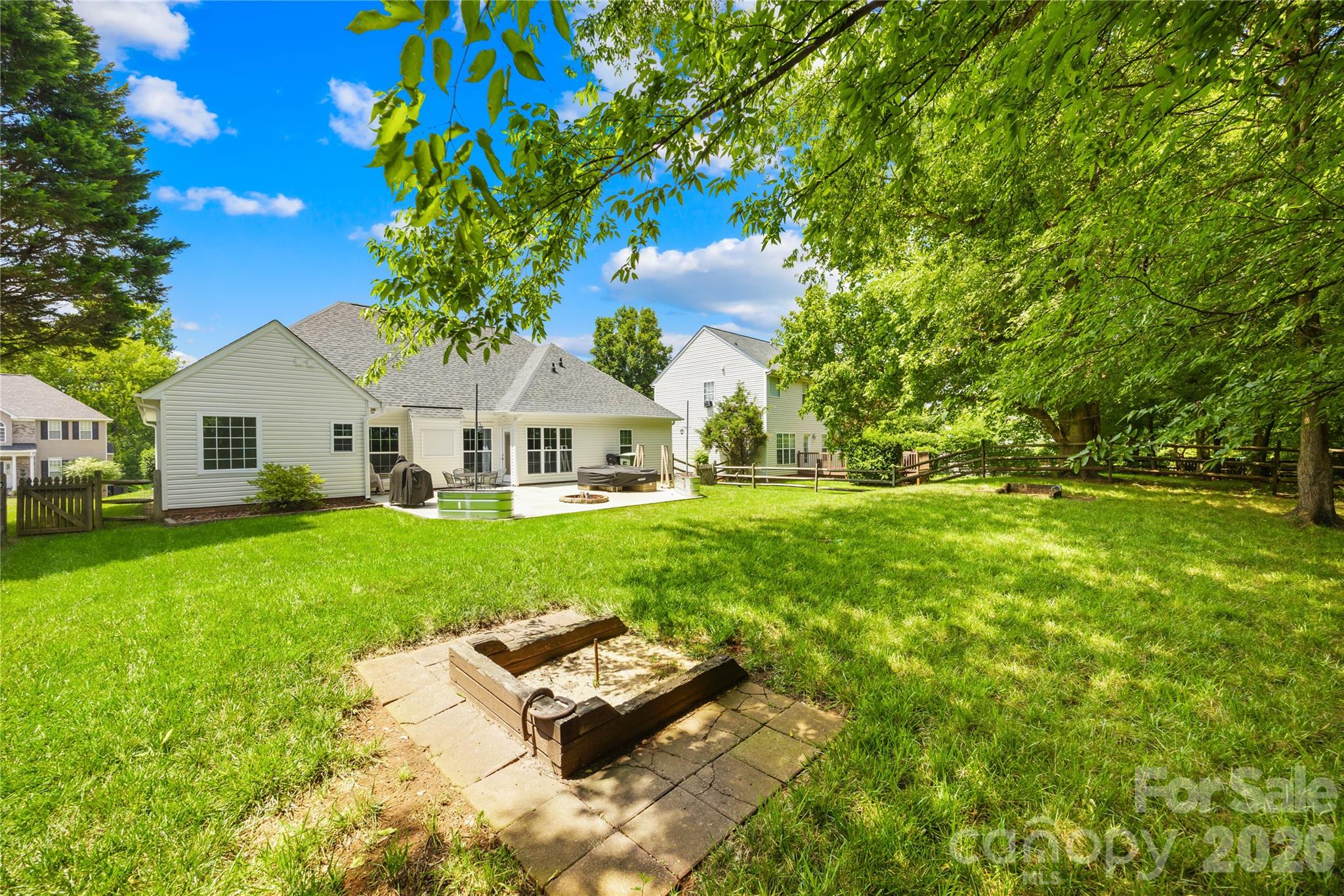 4740 Asherton Place Property Photo 37
