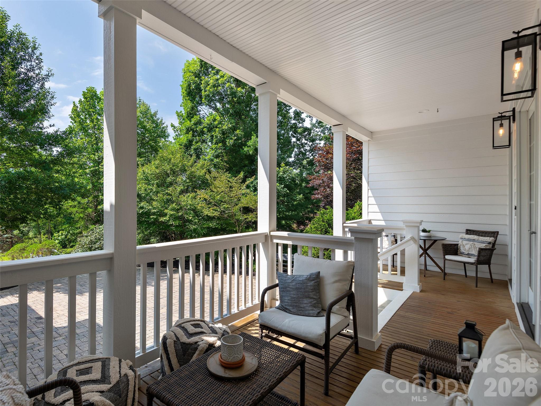 1910 Bearberry Lane Property Photo 4