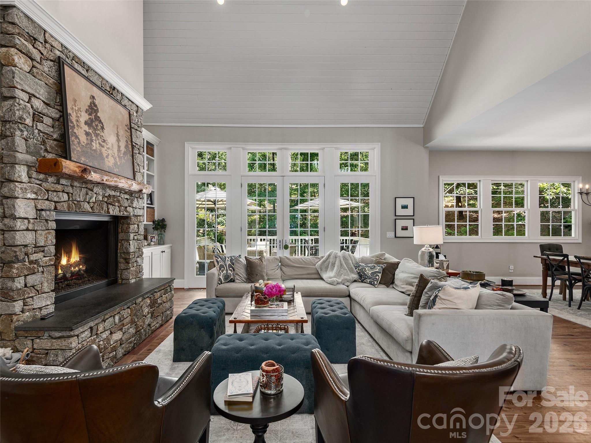 1910 Bearberry Lane Property Photo 8