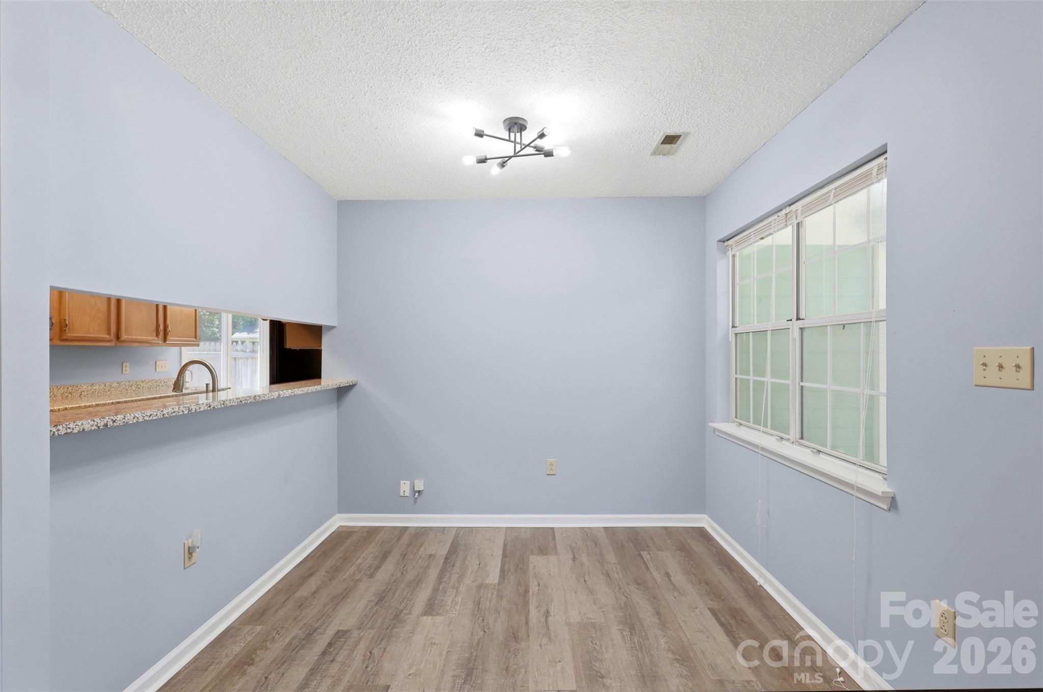 12615 Delman Lane Property Photo 6
