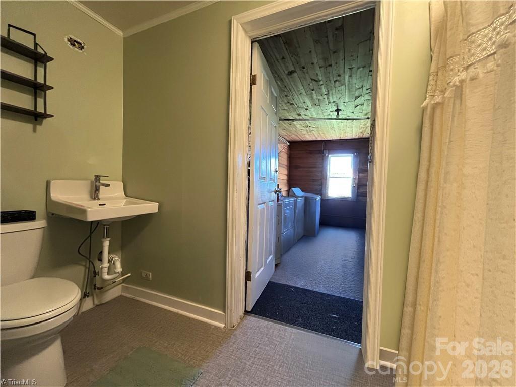 820 Suncrest Orchard Road Property Photo 10