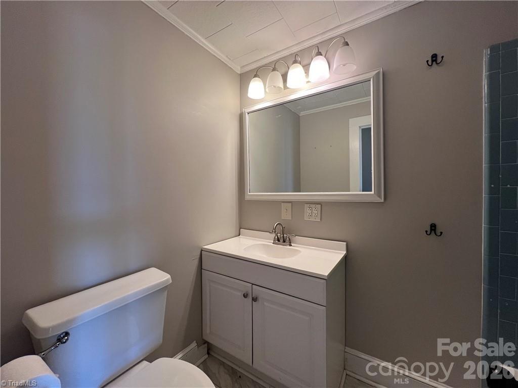 820 Suncrest Orchard Road Property Photo 21