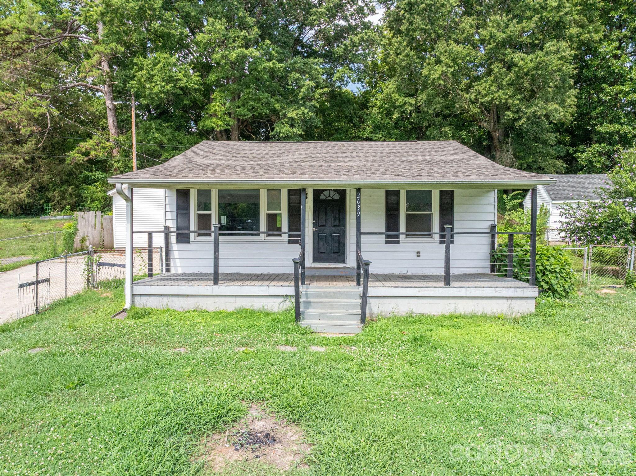 2639 Springbrook Circle Property Photo 34