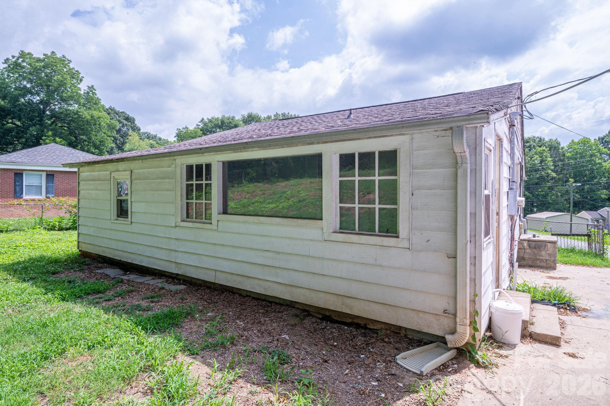 2639 Springbrook Circle Property Photo 43