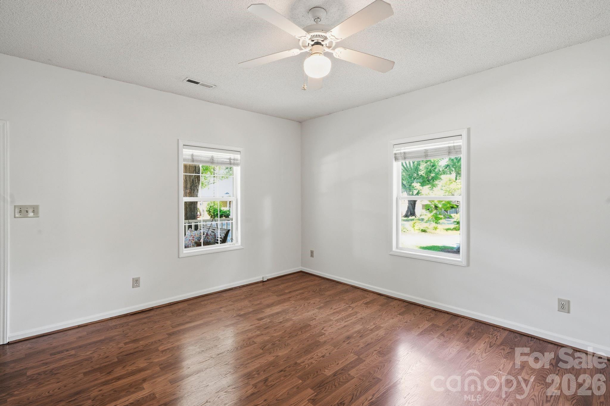 206 Sixth Street Property Photo 8