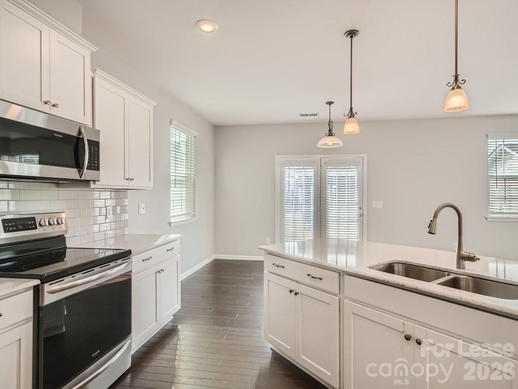 8123 Cornhill Avenue Property Photo 8