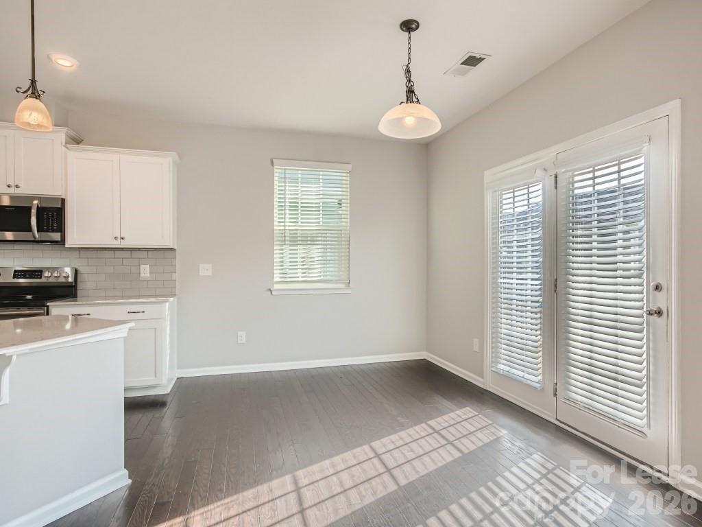 8123 Cornhill Avenue Property Photo 12