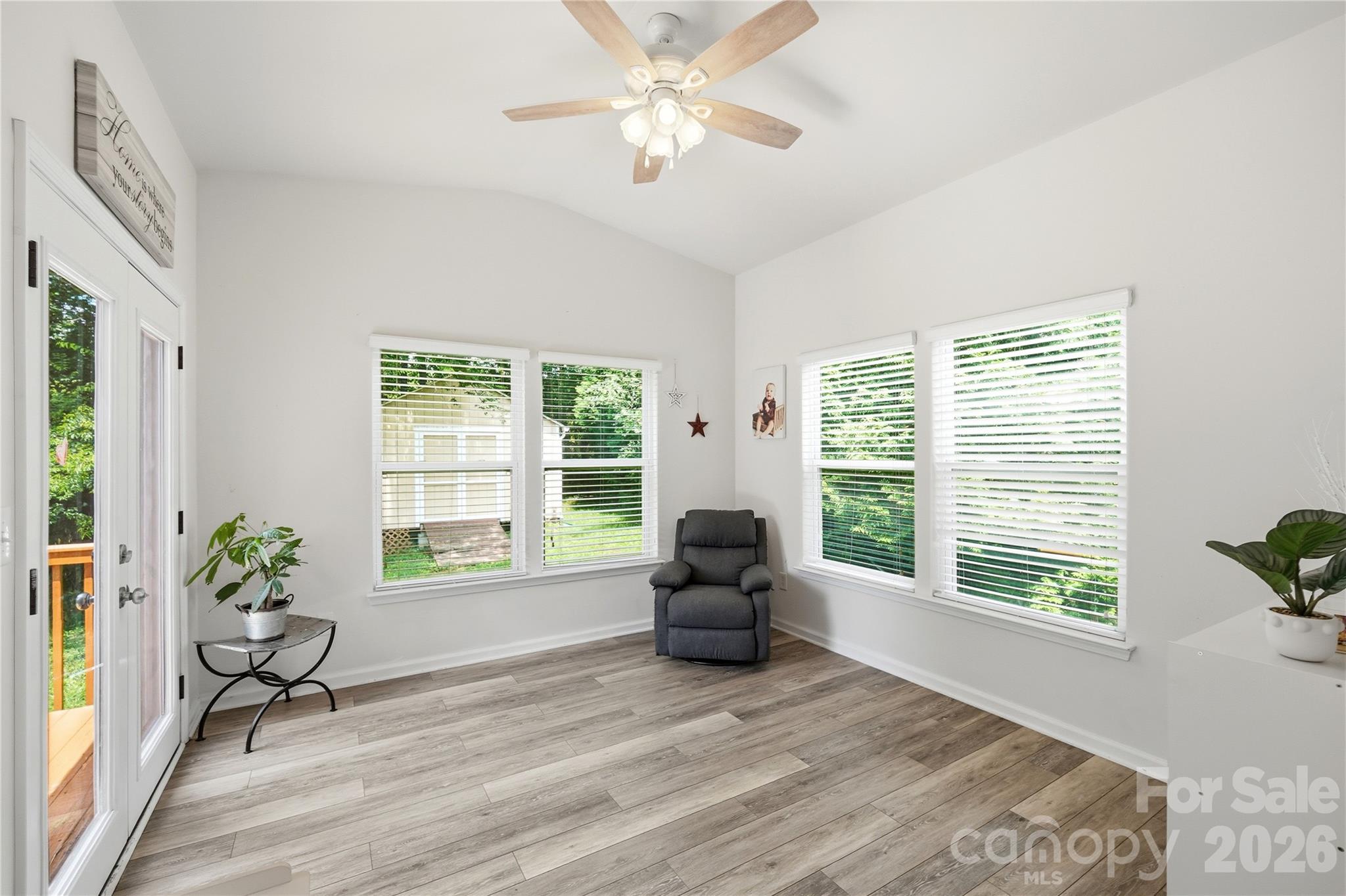 1034 Canopy Drive Property Photo 11