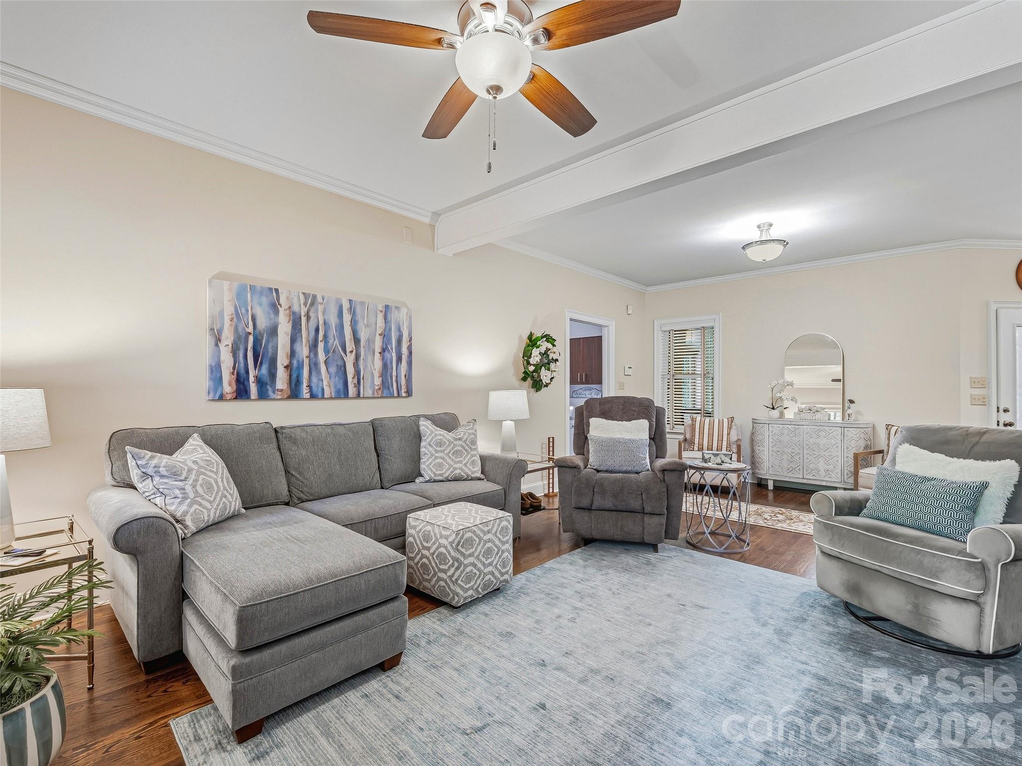 1005 Windsor Drive Property Photo 16