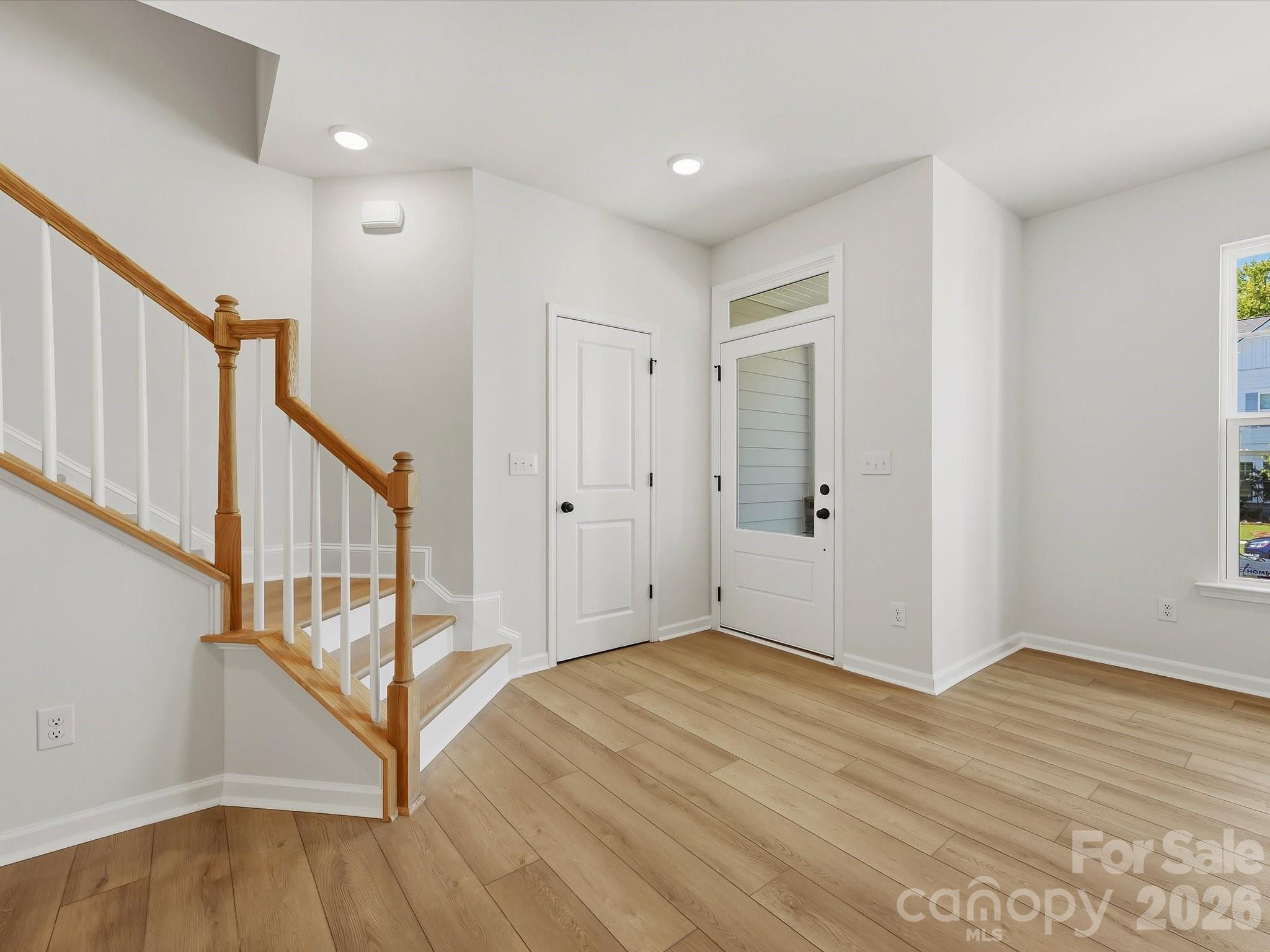 10024 Mamillion Drive Property Photo 4