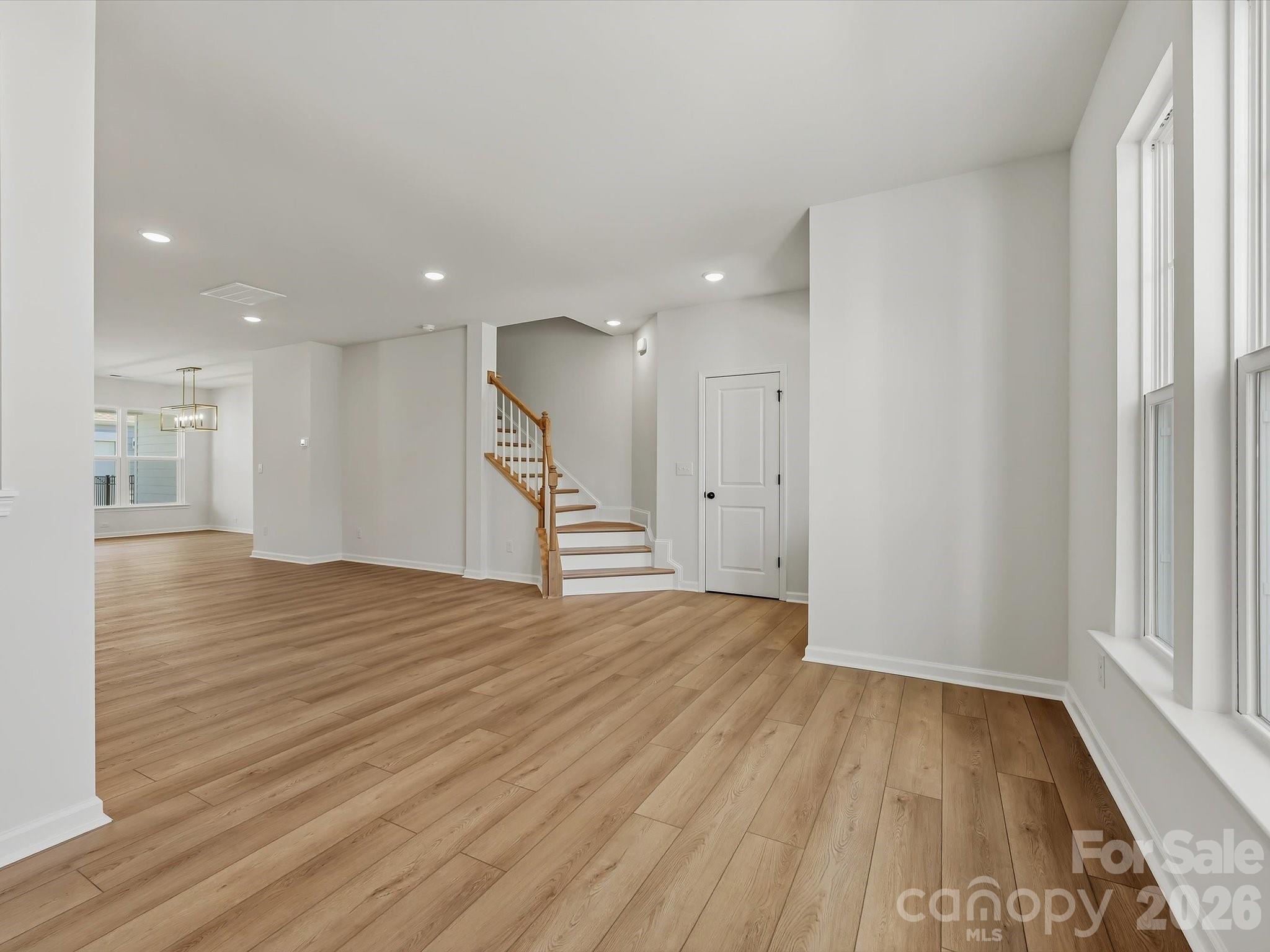 10024 Mamillion Drive Property Photo 6