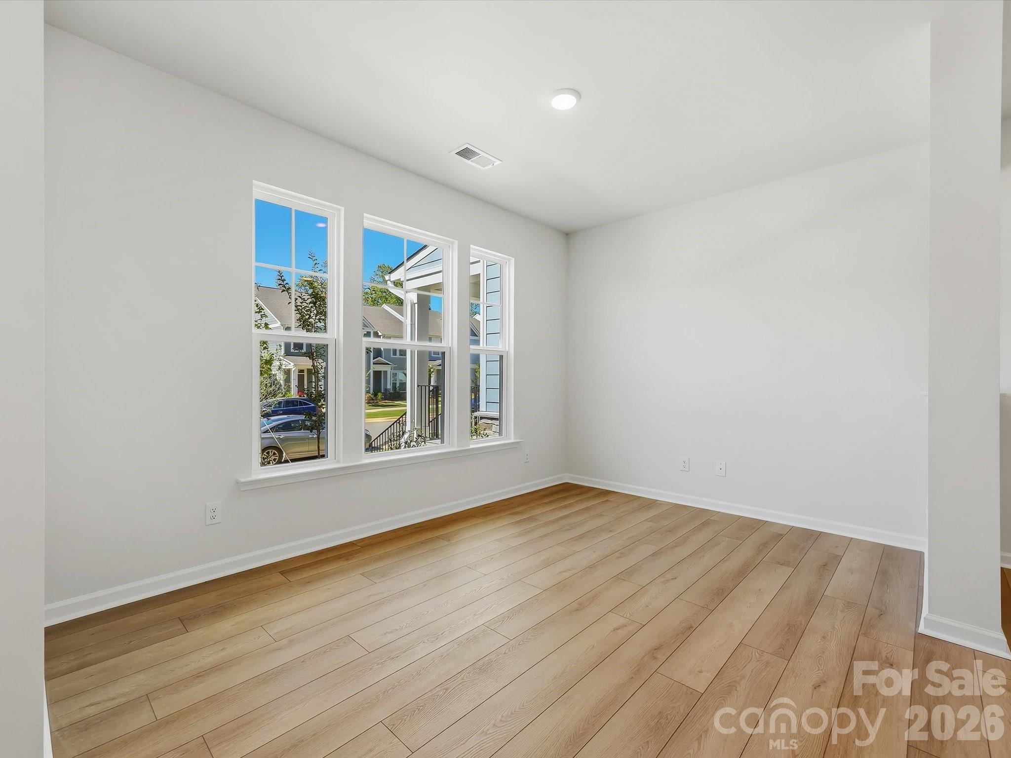 10024 Mamillion Drive Property Photo 7