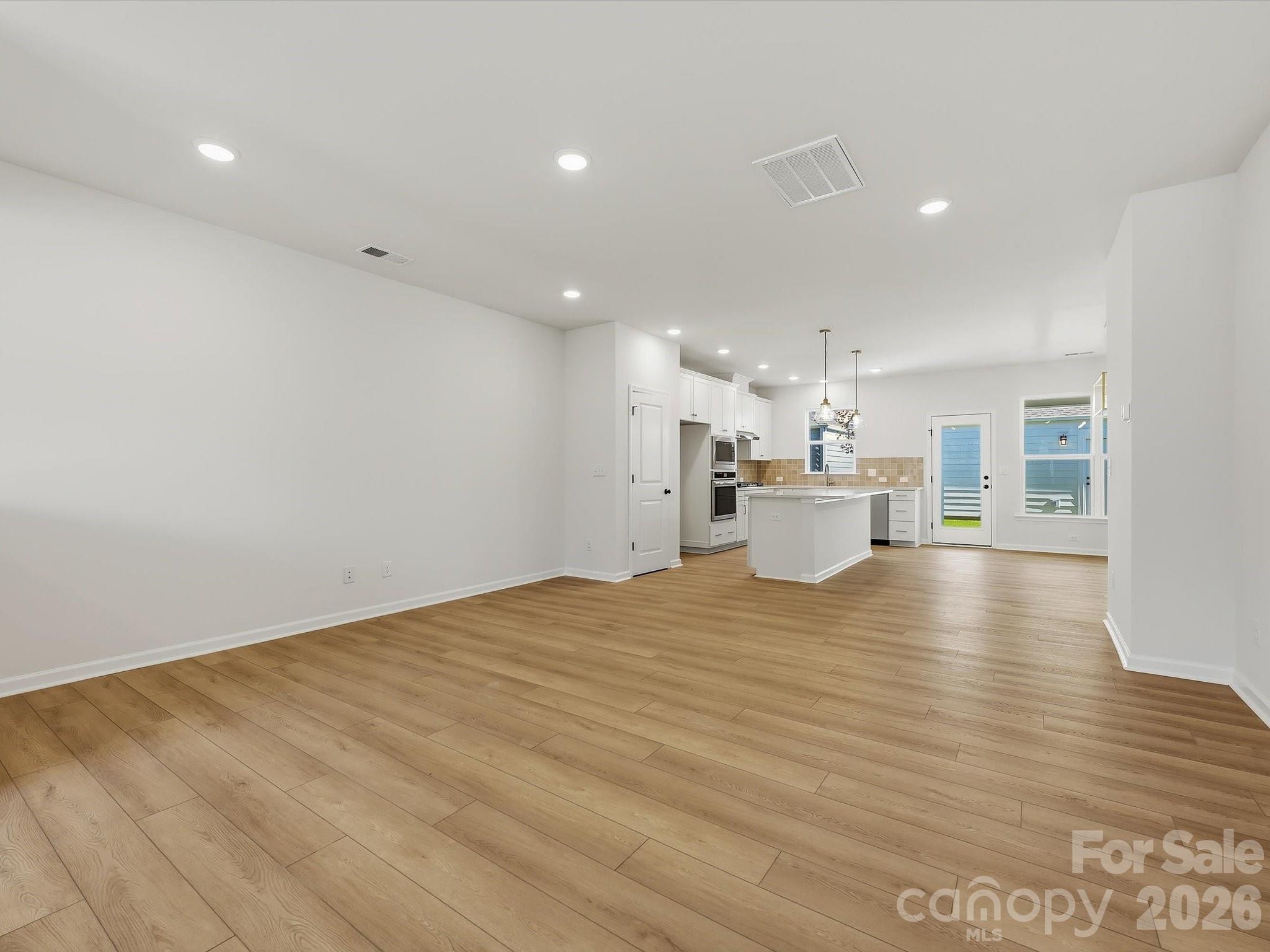 10024 Mamillion Drive Property Photo 9