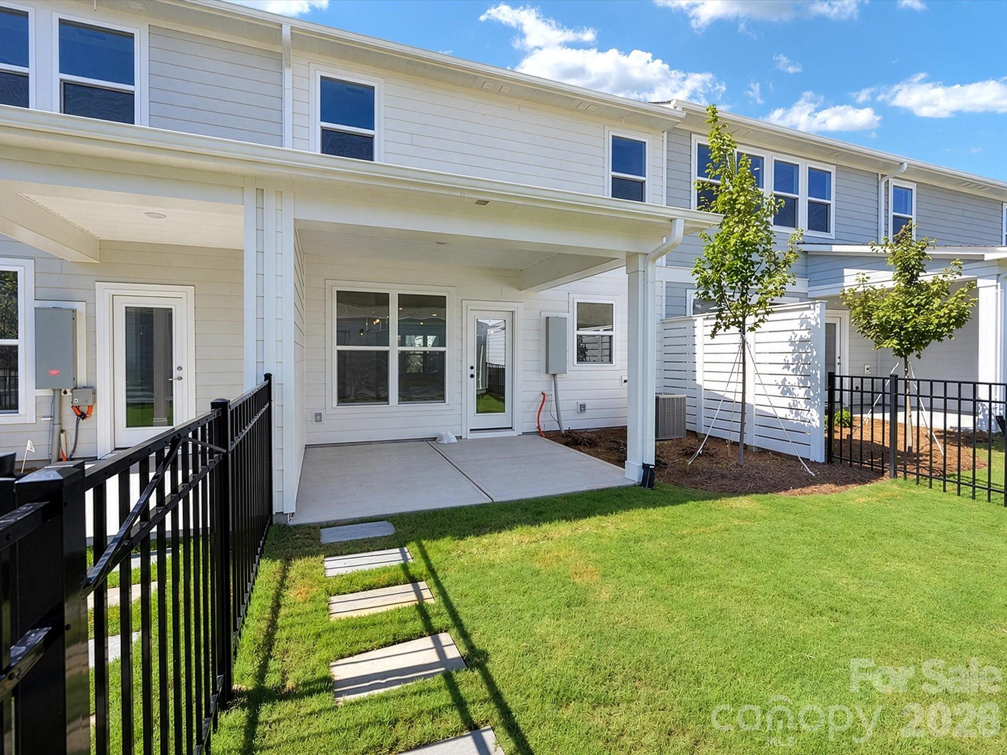 10024 Mamillion Drive Property Photo 27