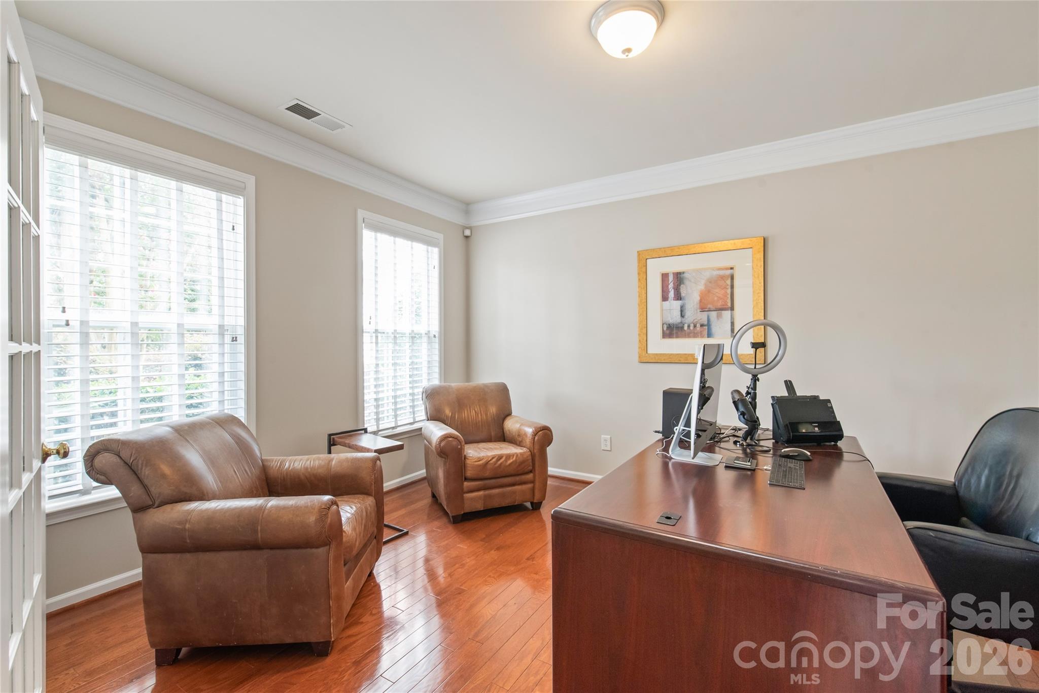 1906 Birchbrook Court Property Photo 11