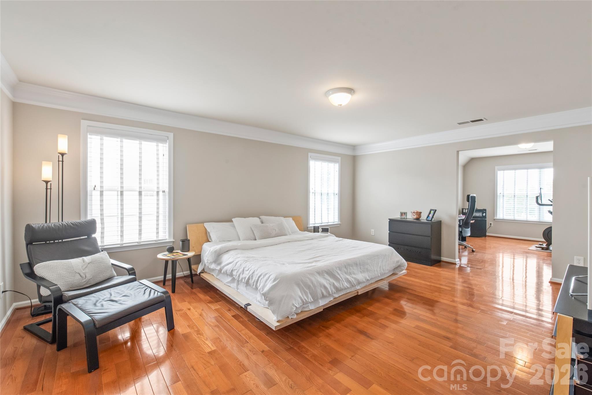 1906 Birchbrook Court Property Photo 30