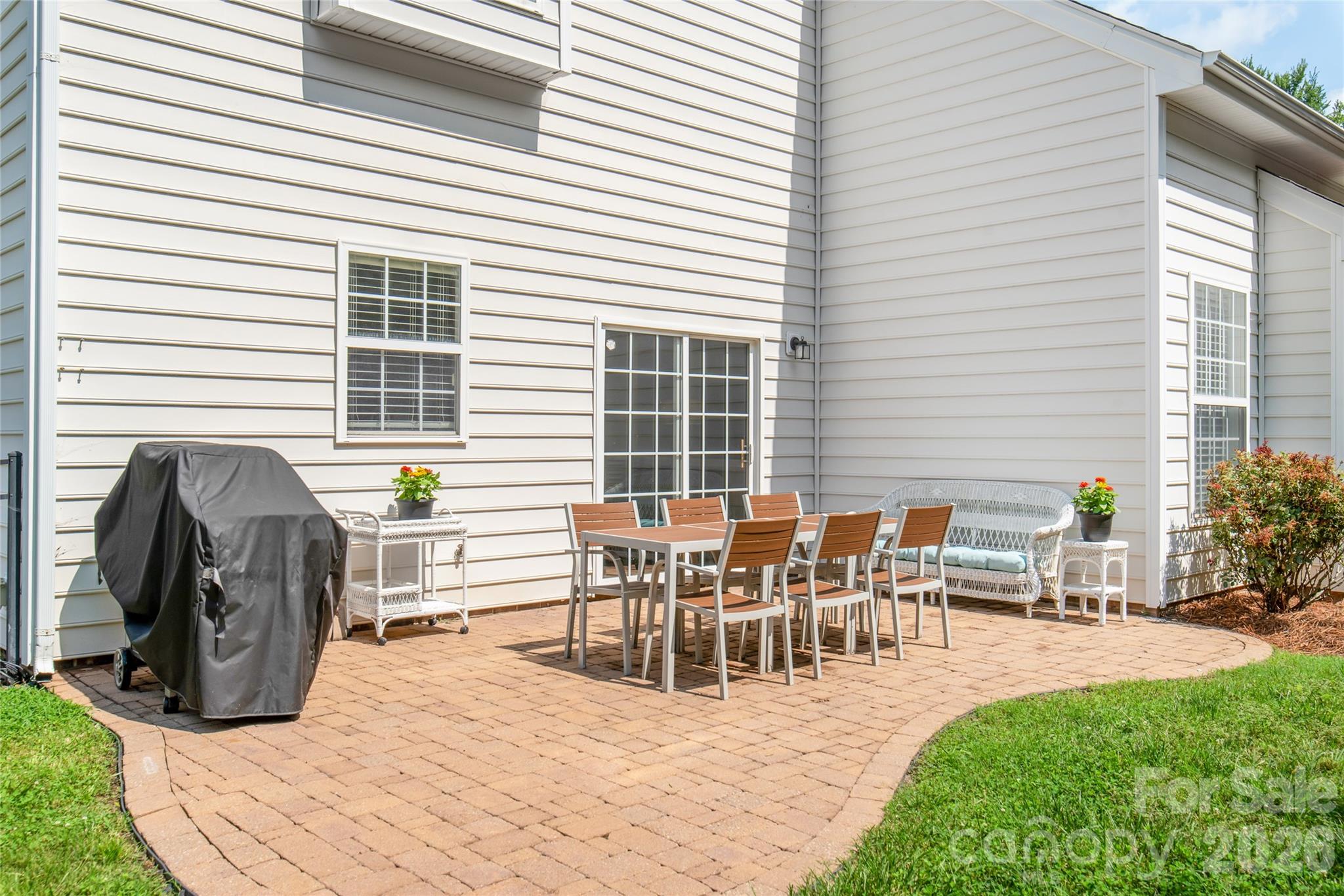 1906 Birchbrook Court Property Photo 45