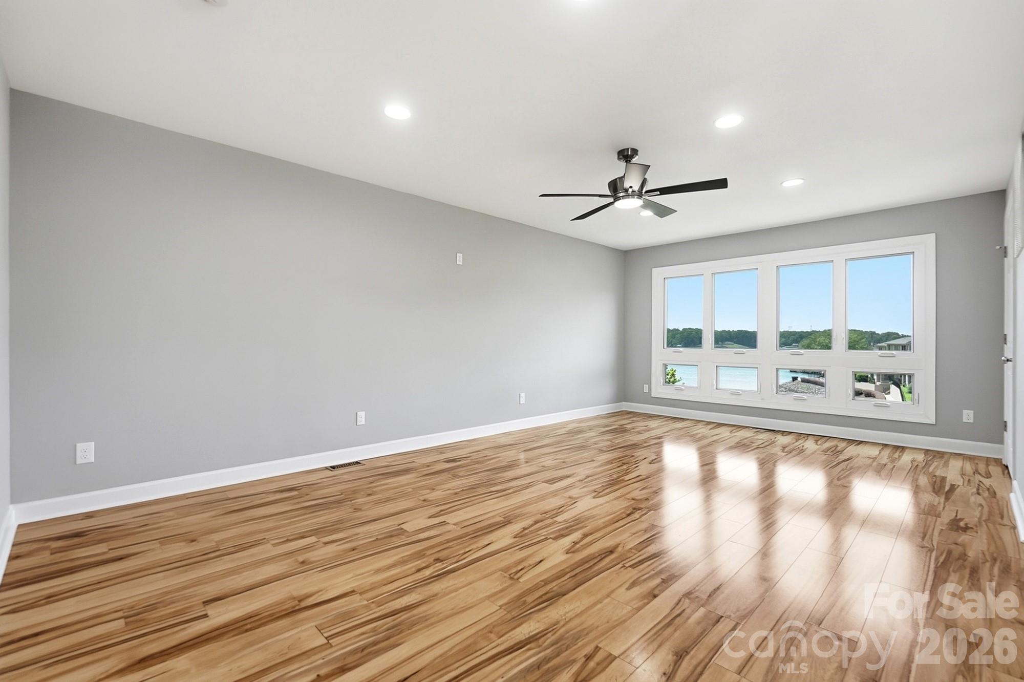 14612 Waterside Drive Property Photo 8