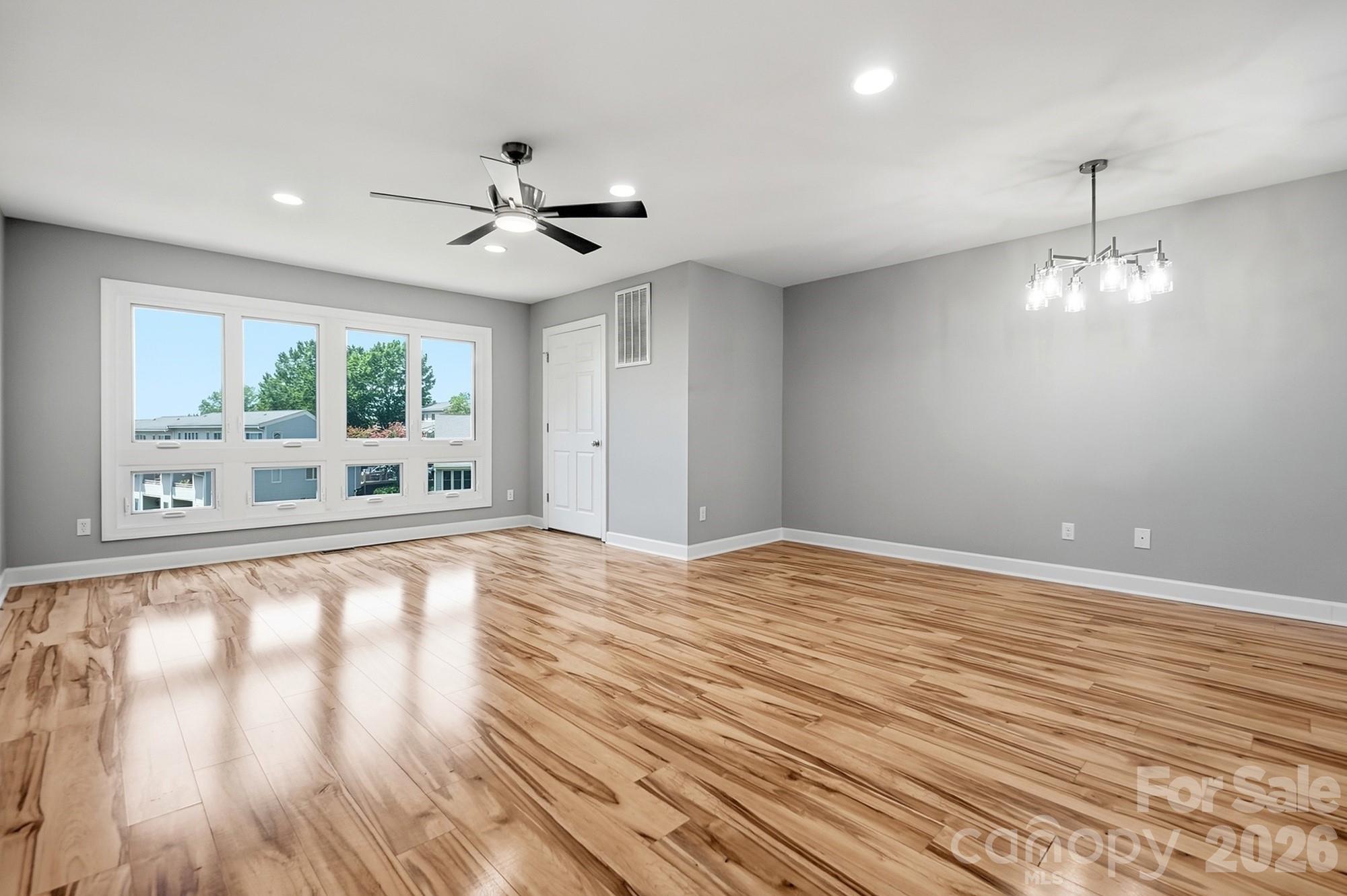14612 Waterside Drive Property Photo 9