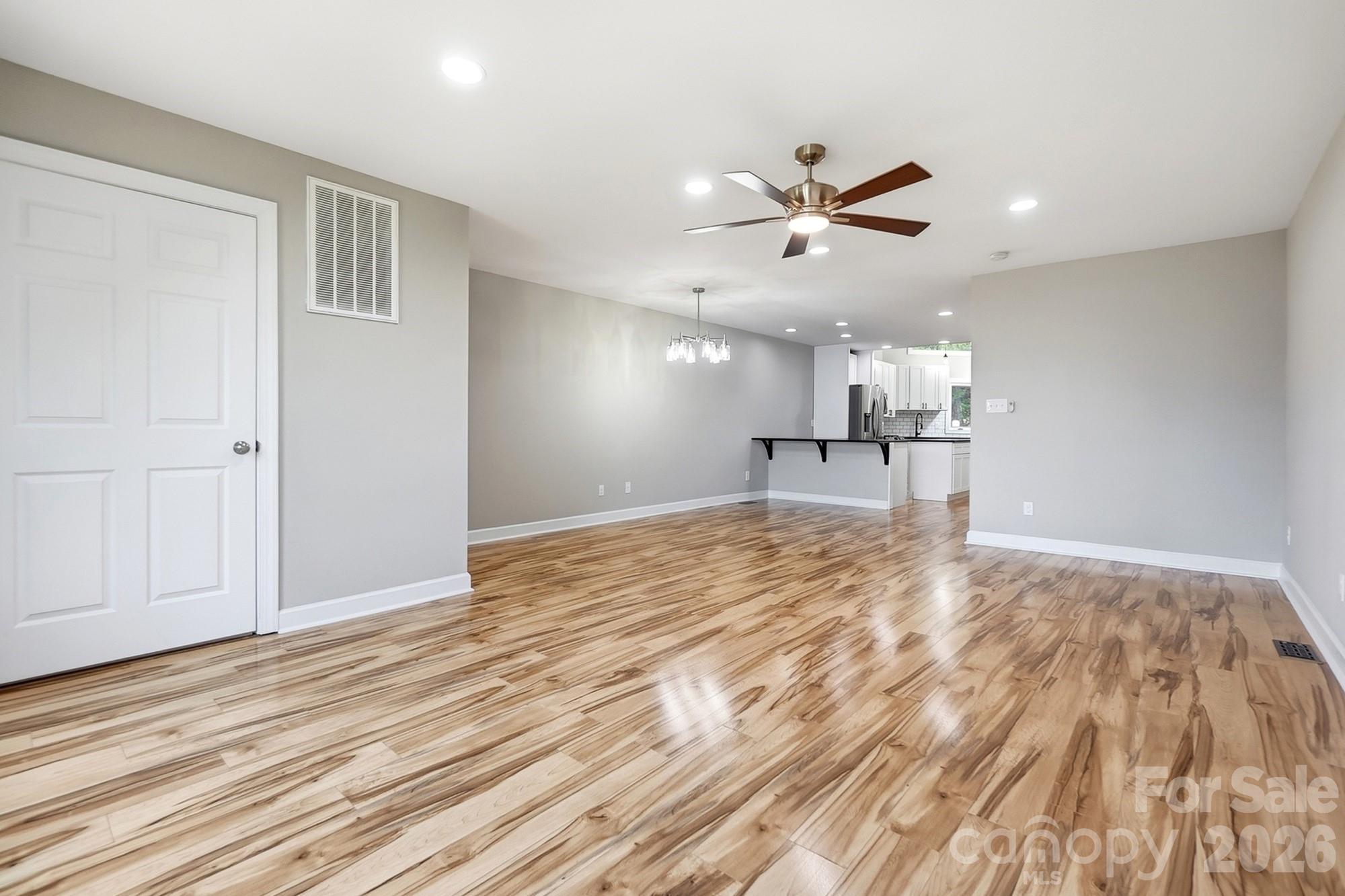 14612 Waterside Drive Property Photo 10