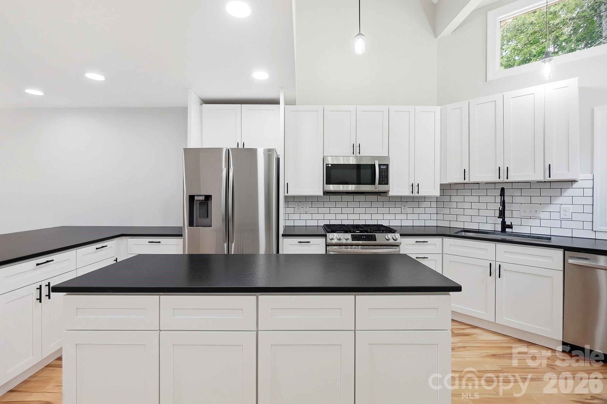 14612 Waterside Drive Property Photo 15