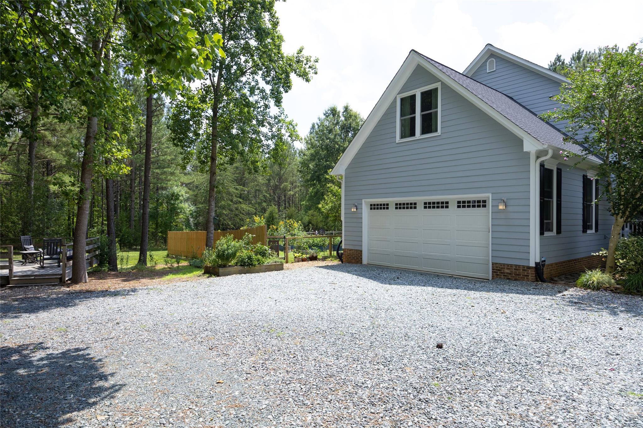 100 Fairmont Place Property Photo 6