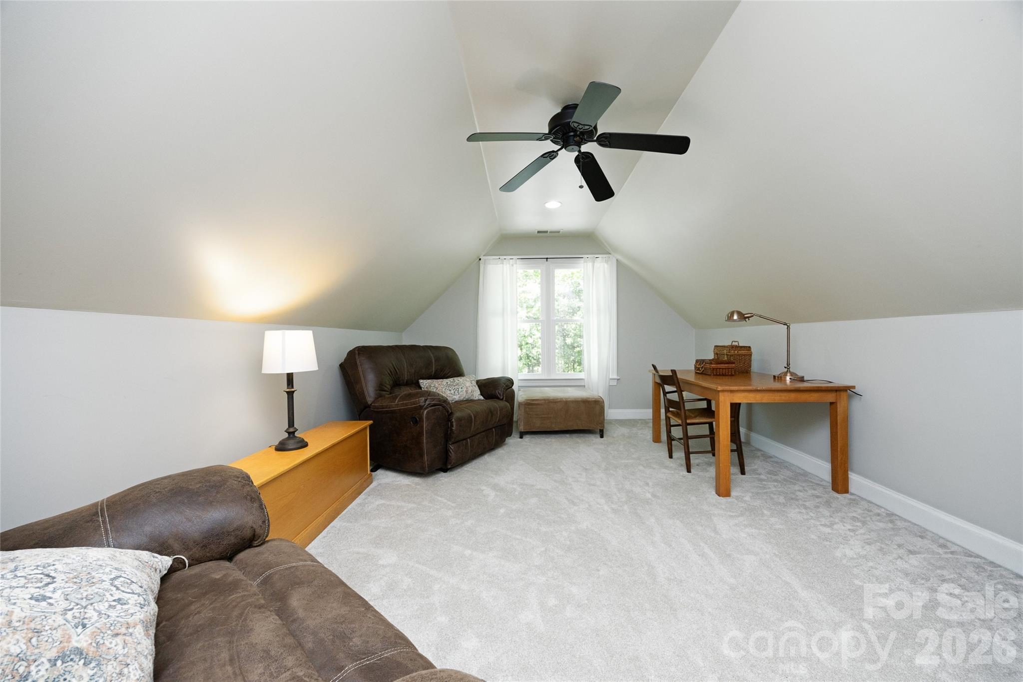 100 Fairmont Place Property Photo 28